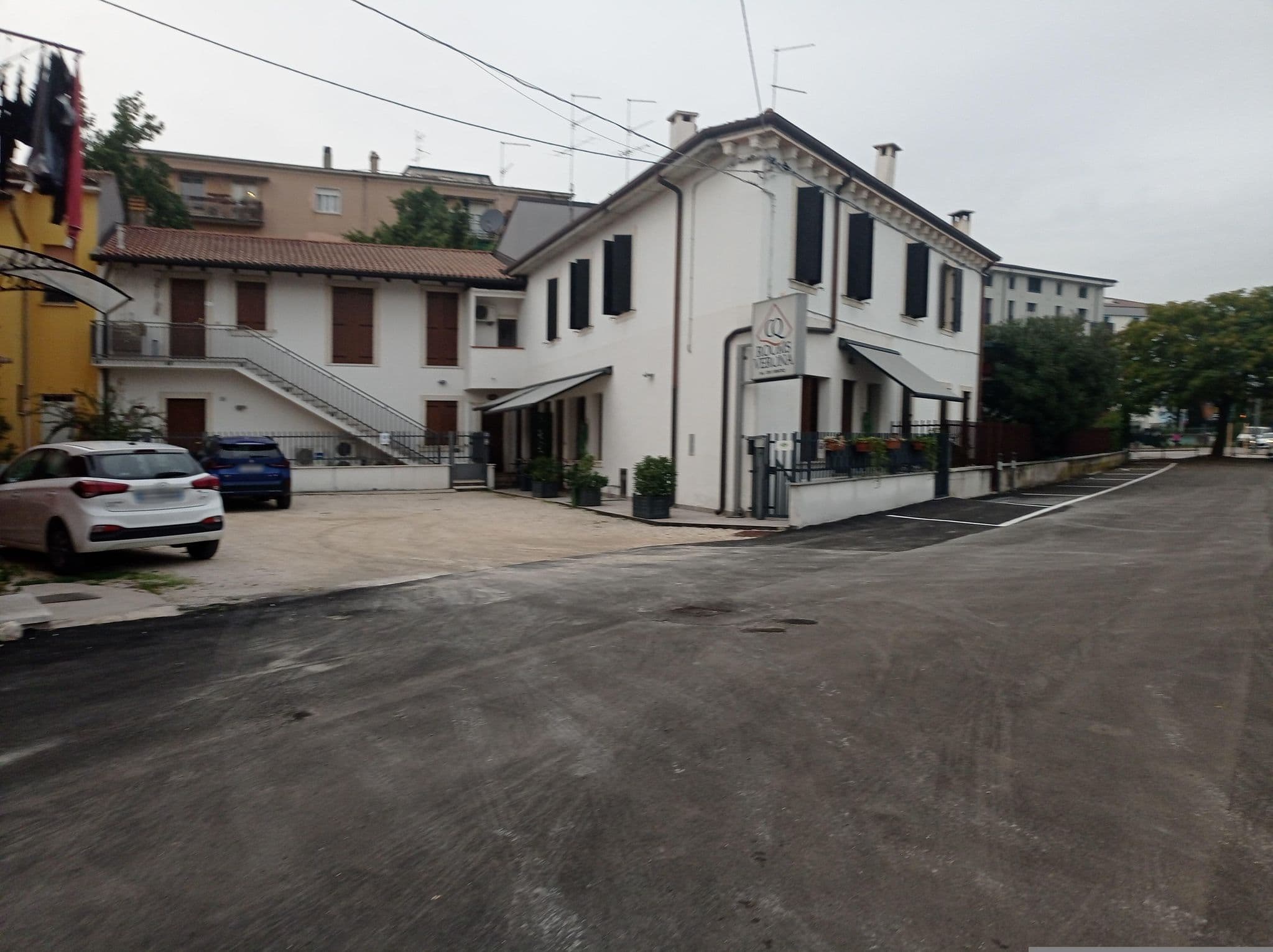 Street view near CQ Rooms, Verona — © Jacopo86 (CC BY-SA · Mapillary)