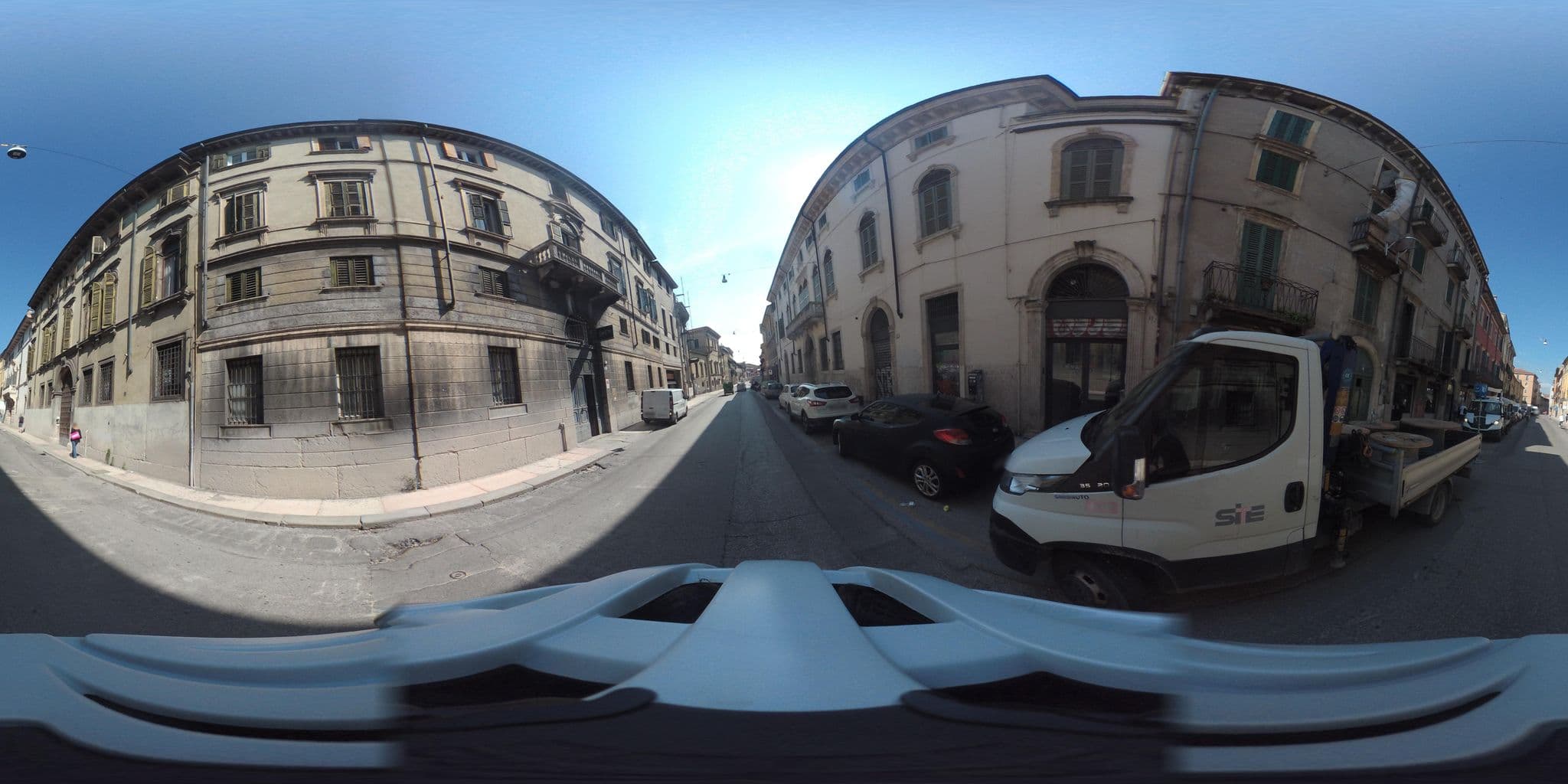 Street view near Verona Relax & Stay, Verona — © giubar (CC BY-SA · Mapillary)