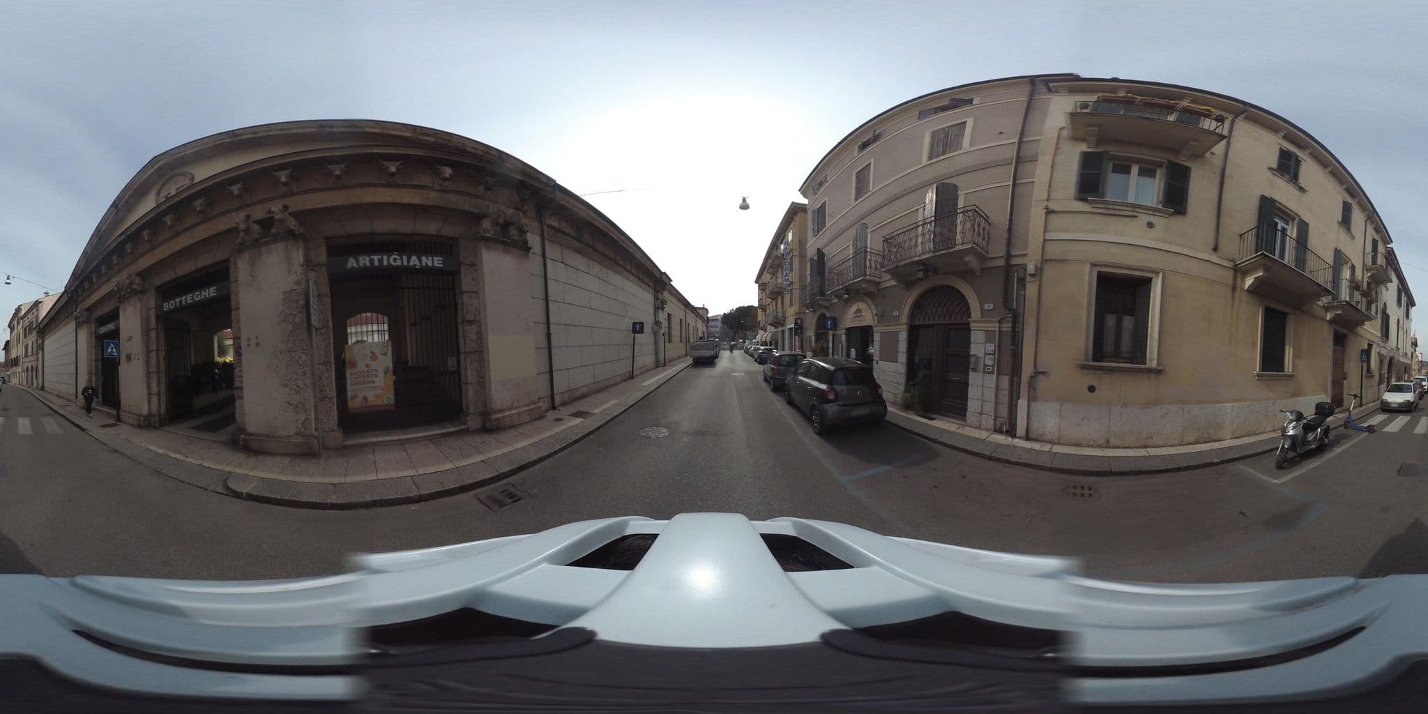 Street view near B&B Verona Design, Verona — © giubar (CC BY-SA · Mapillary)