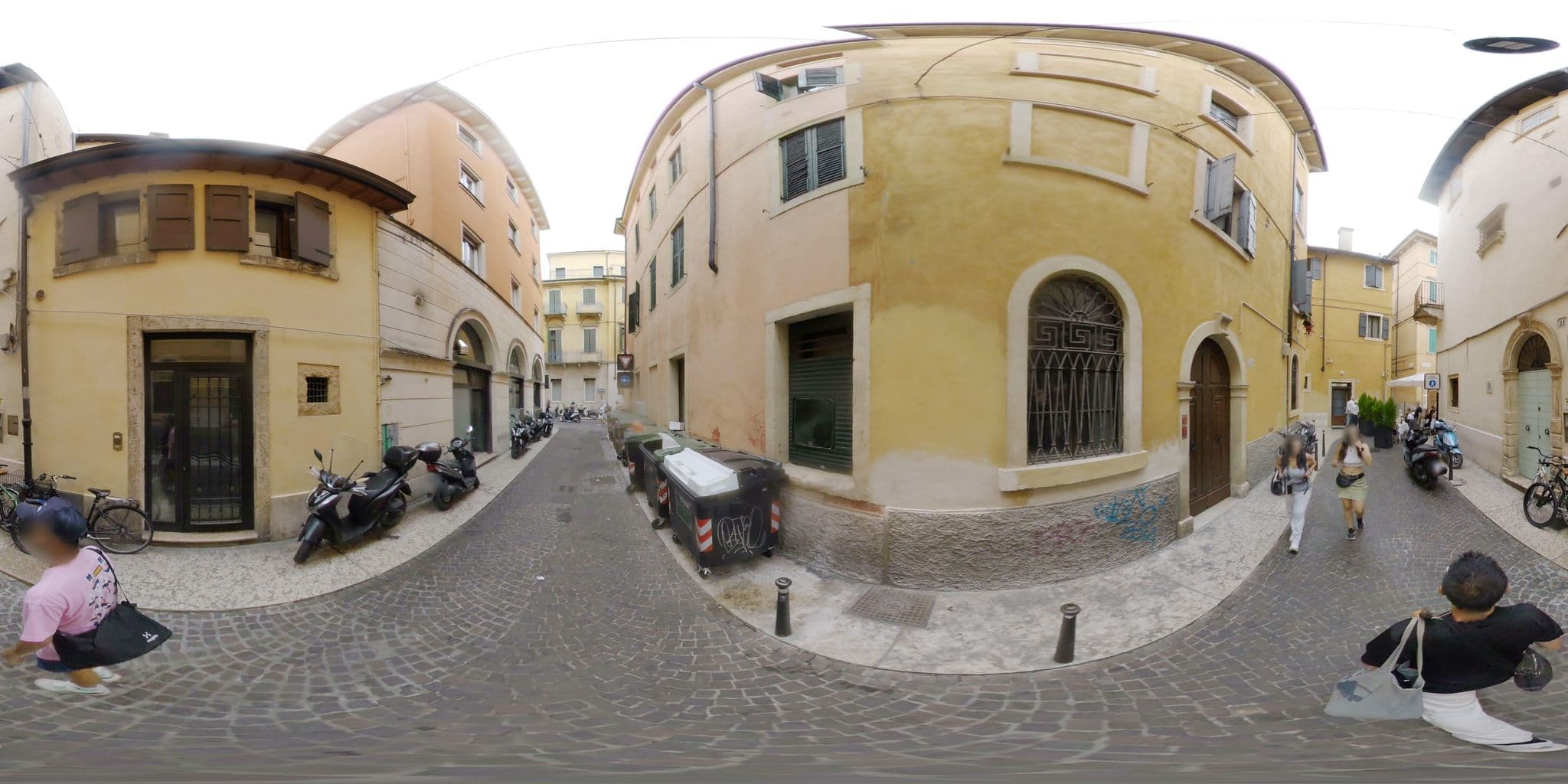 Street view near Airbnb Pink, Verona — © mapconcierge (CC BY-SA · Mapillary)