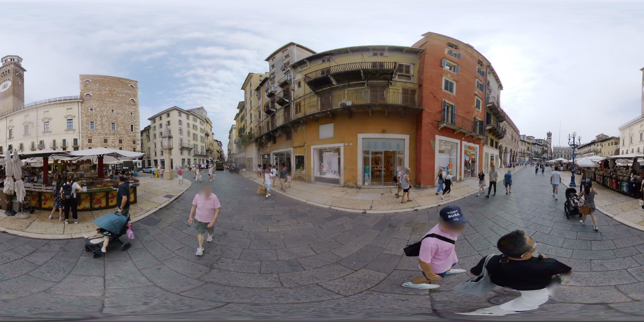 Street view near B&B Casa Coloniale, Verona — © mapconcierge (CC BY-SA · Mapillary)