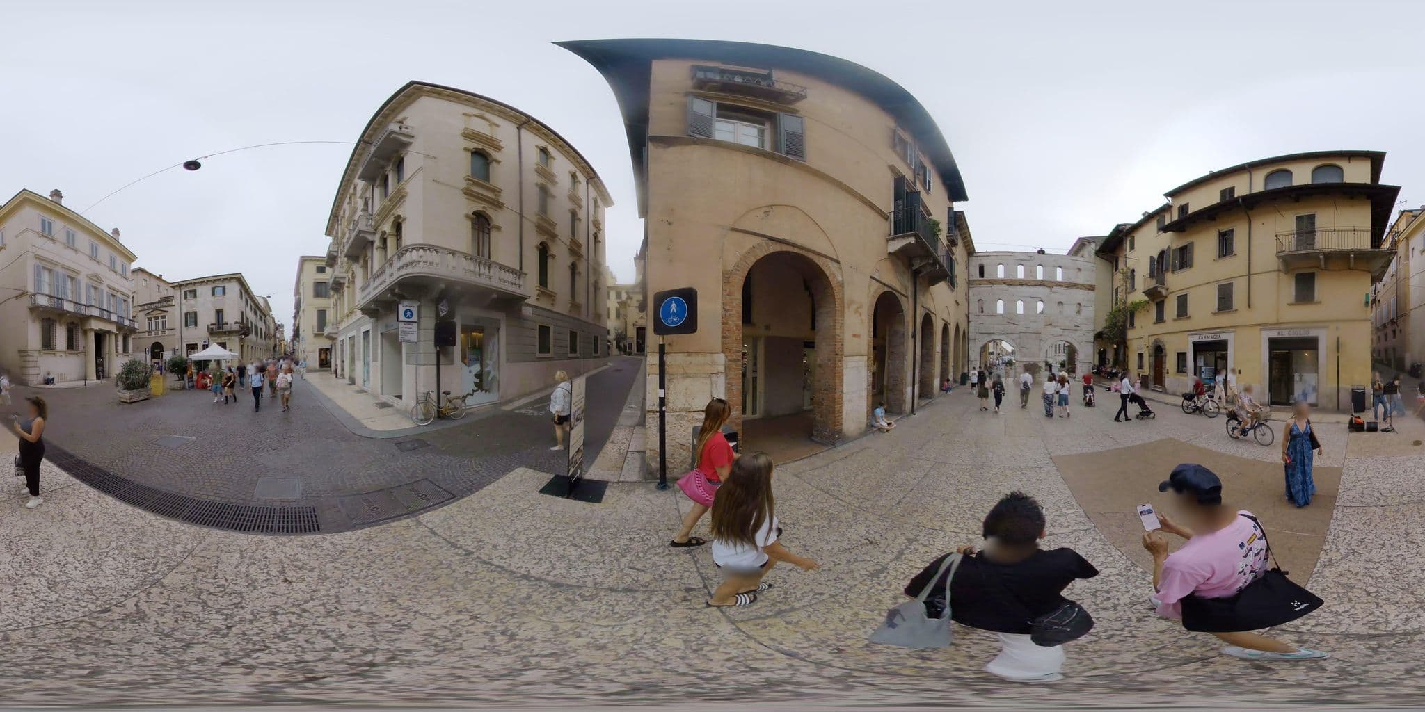 Street view near Residenza Palazzo Negri, Verona — © mapconcierge (CC BY-SA · Mapillary)