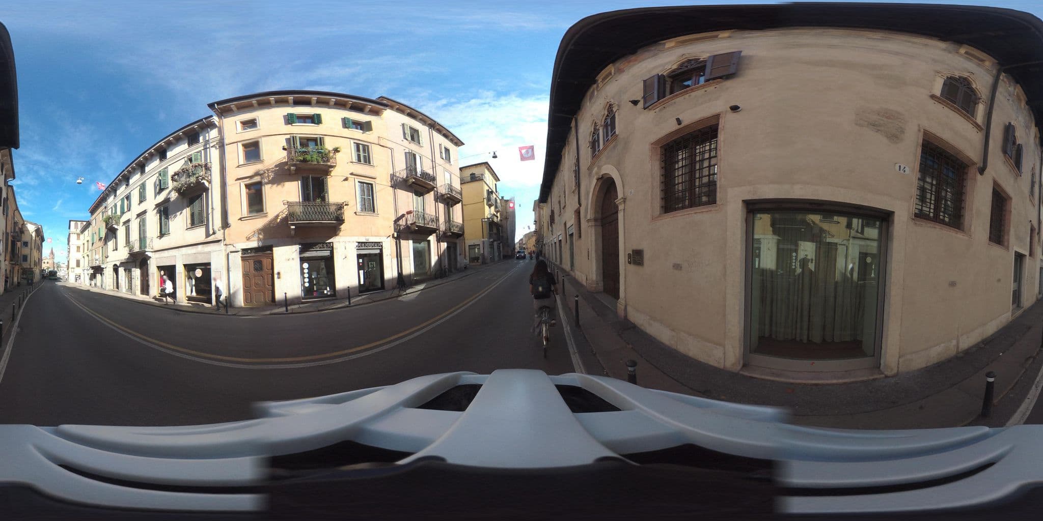 Street view near Ai Gabbiani, Verona — © giubar (CC BY-SA · Mapillary)