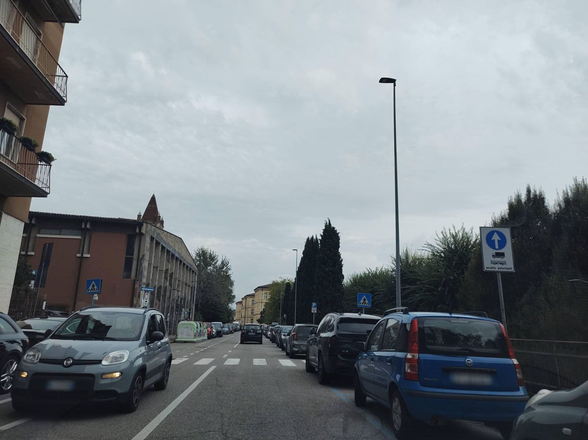 Street view near Casa degli Angeli, Verona — © thetornado76 (CC BY-SA · Mapillary)