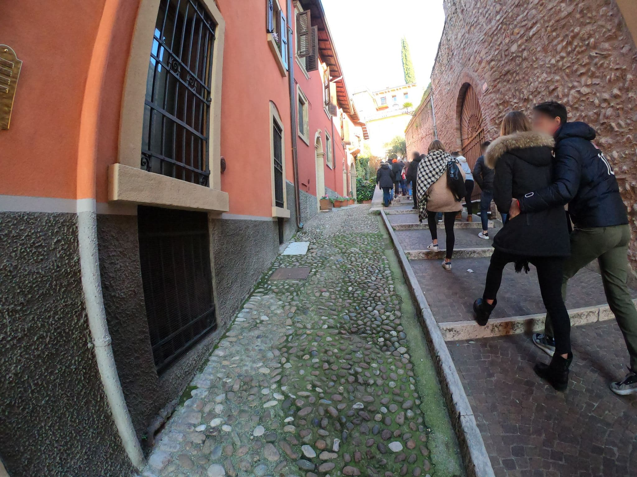 Street view near Dolce Vita Santo Stefano, Verona — © asturksever (CC BY-SA · Mapillary)