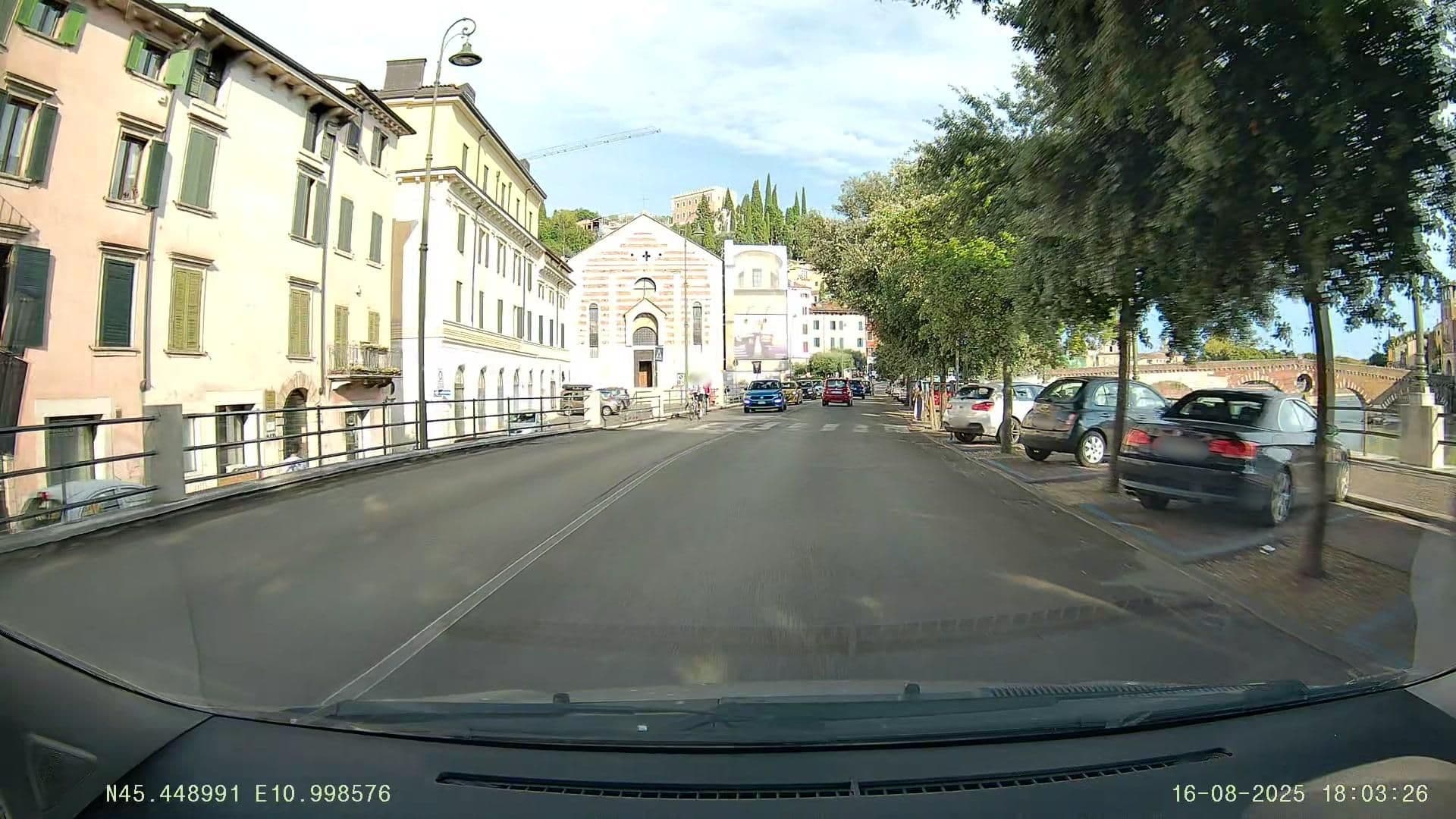 Street view near L'Angolino Nascosto, Verona — © Jacopo86 (CC BY-SA · Mapillary)