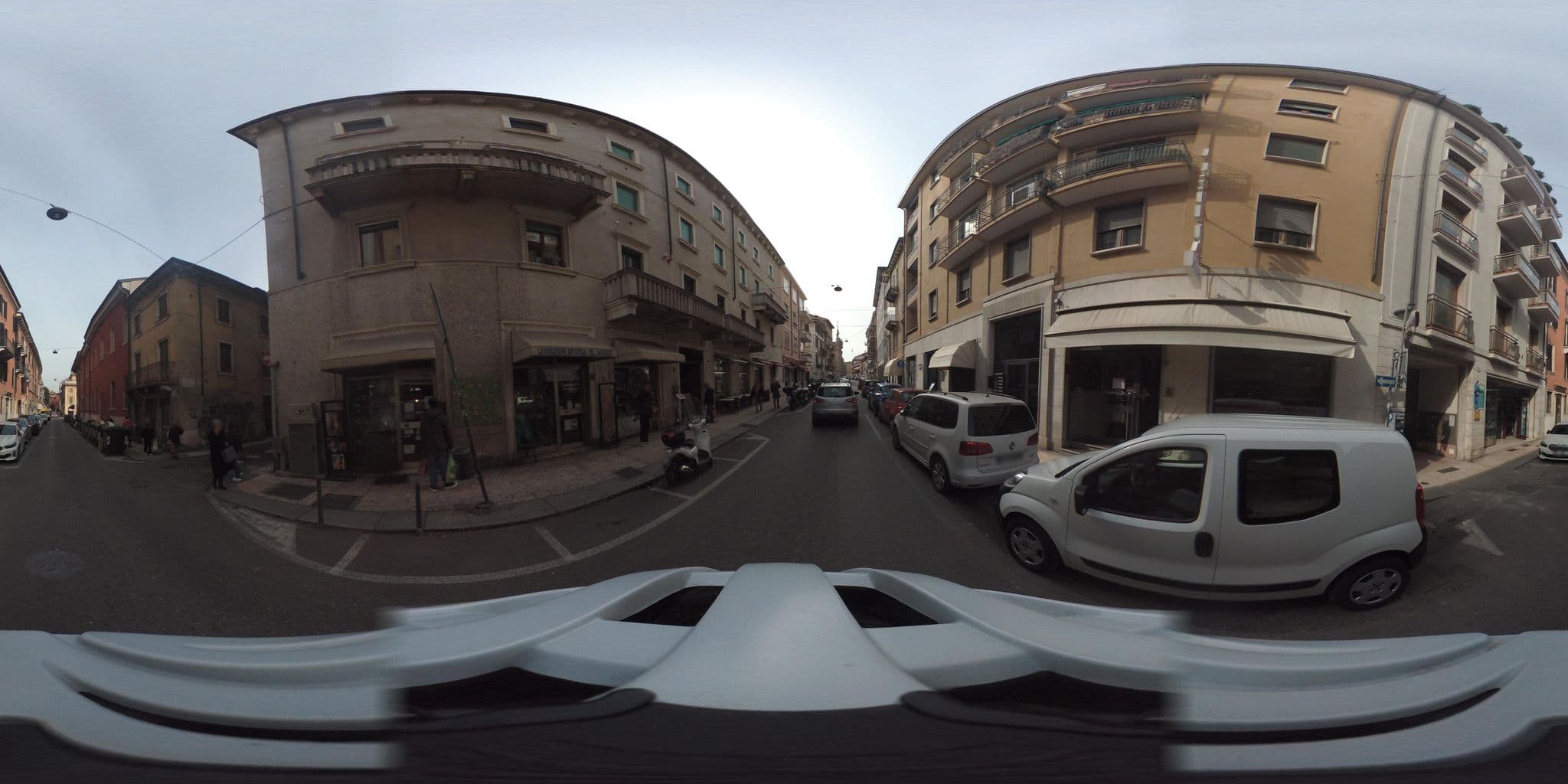 Street view near La Nuova Corte Rooms, Verona — © giubar (CC BY-SA · Mapillary)