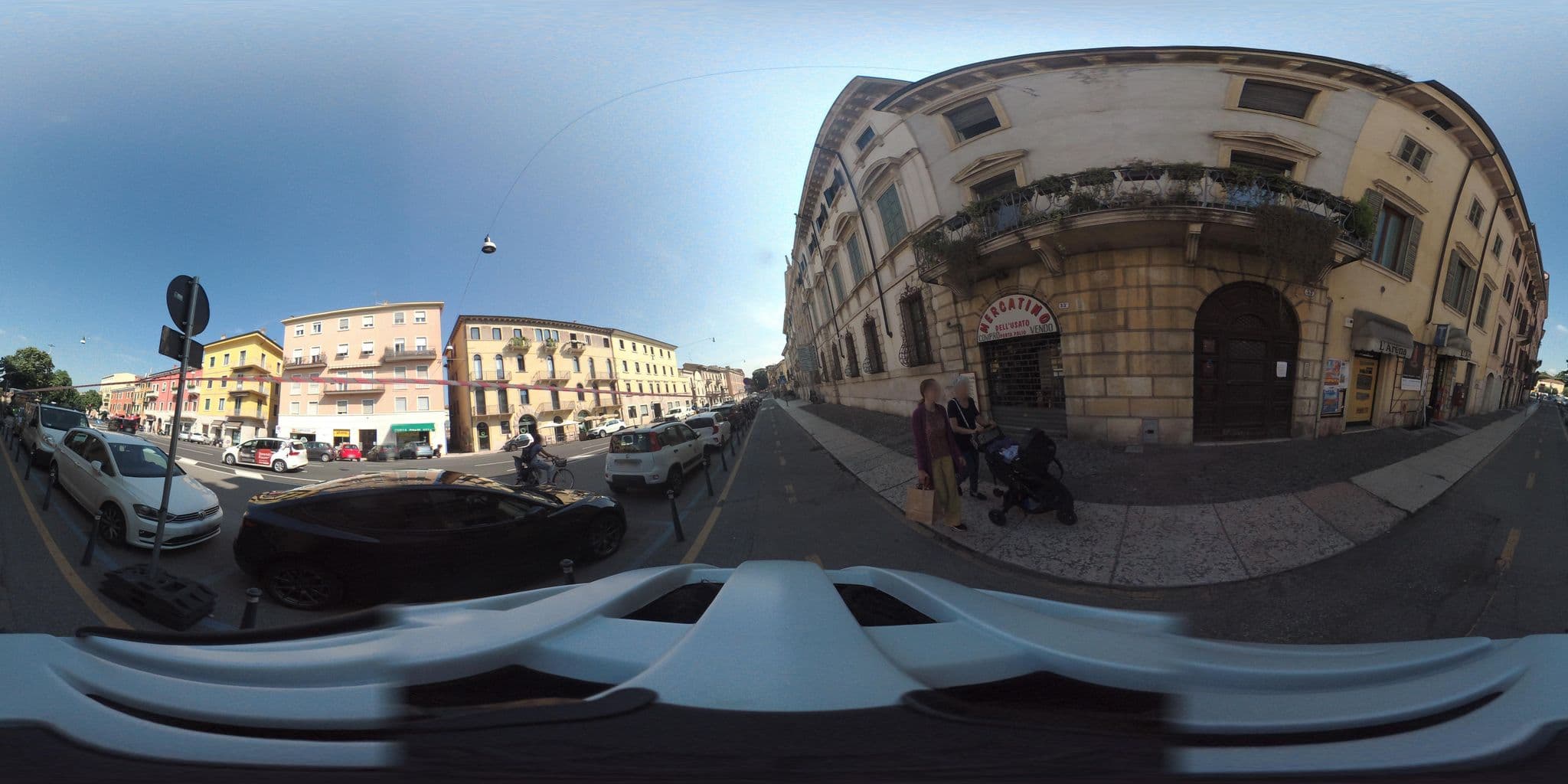 Street view near Abbraccio di Giulietta, Verona — © giubar (CC BY-SA · Mapillary)