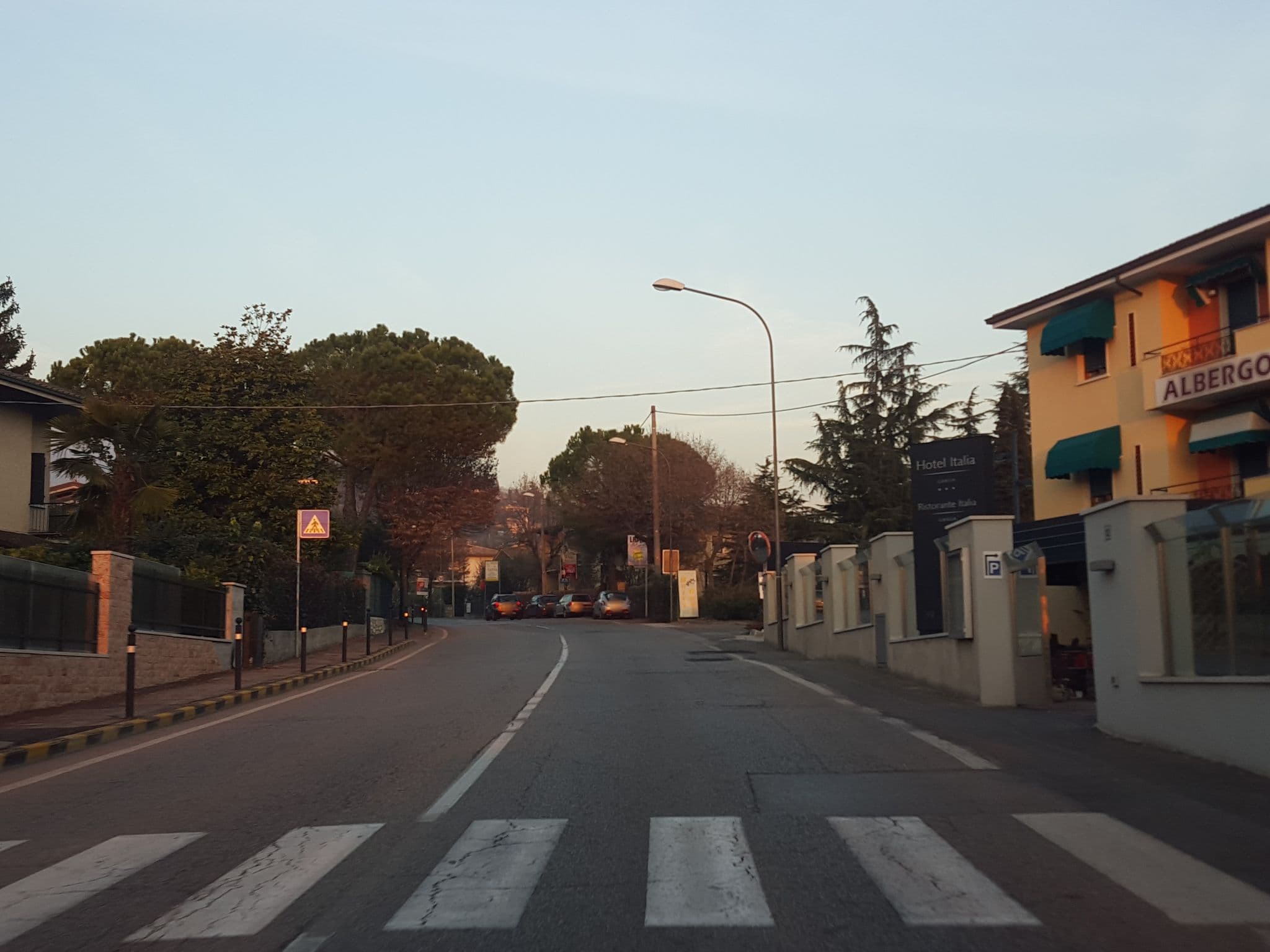 Street view near Hotel Italia Garda, Garda — © lucamenini (CC BY-SA · Mapillary)