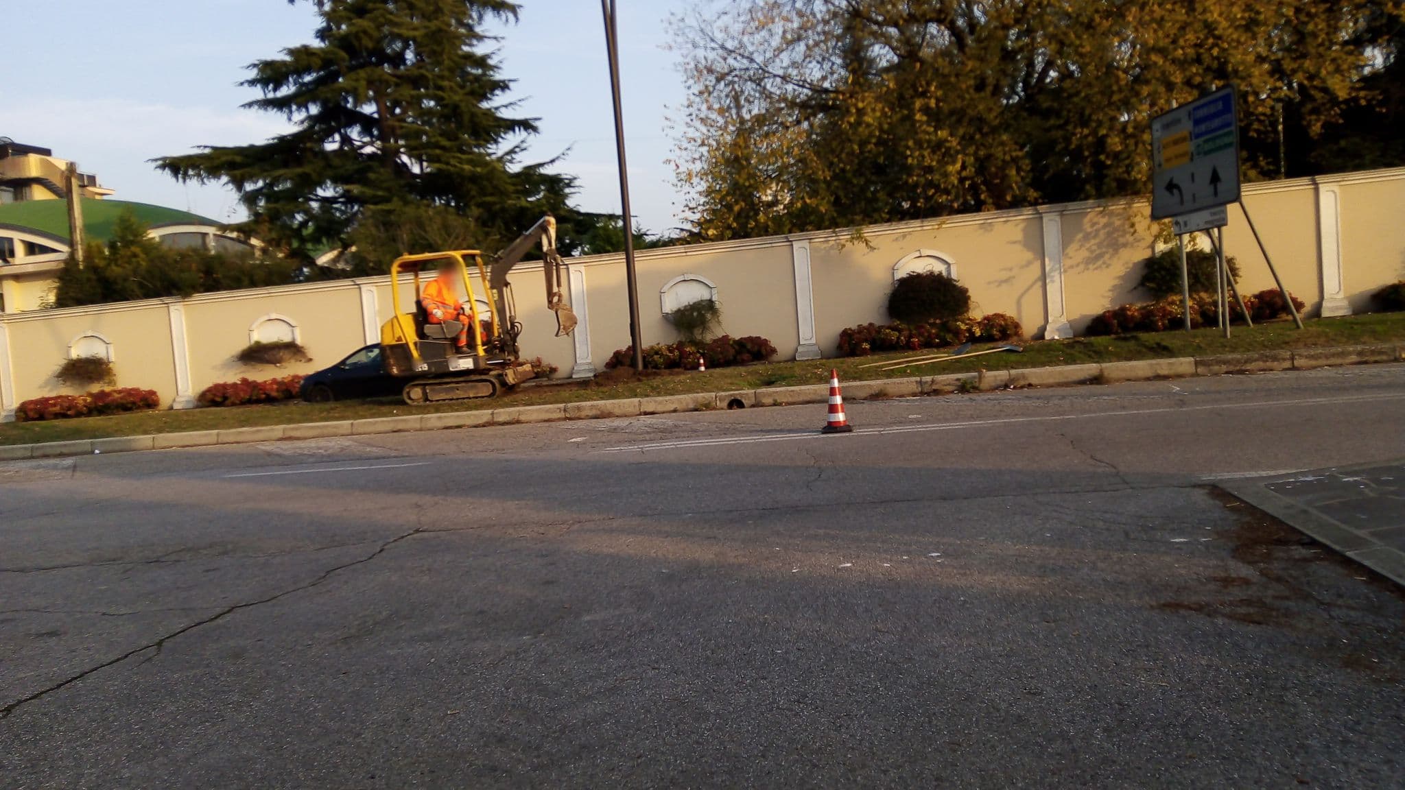 Street view near Hotel Orvieto, Abano Terme — © mariofiab (CC BY-SA · Mapillary)