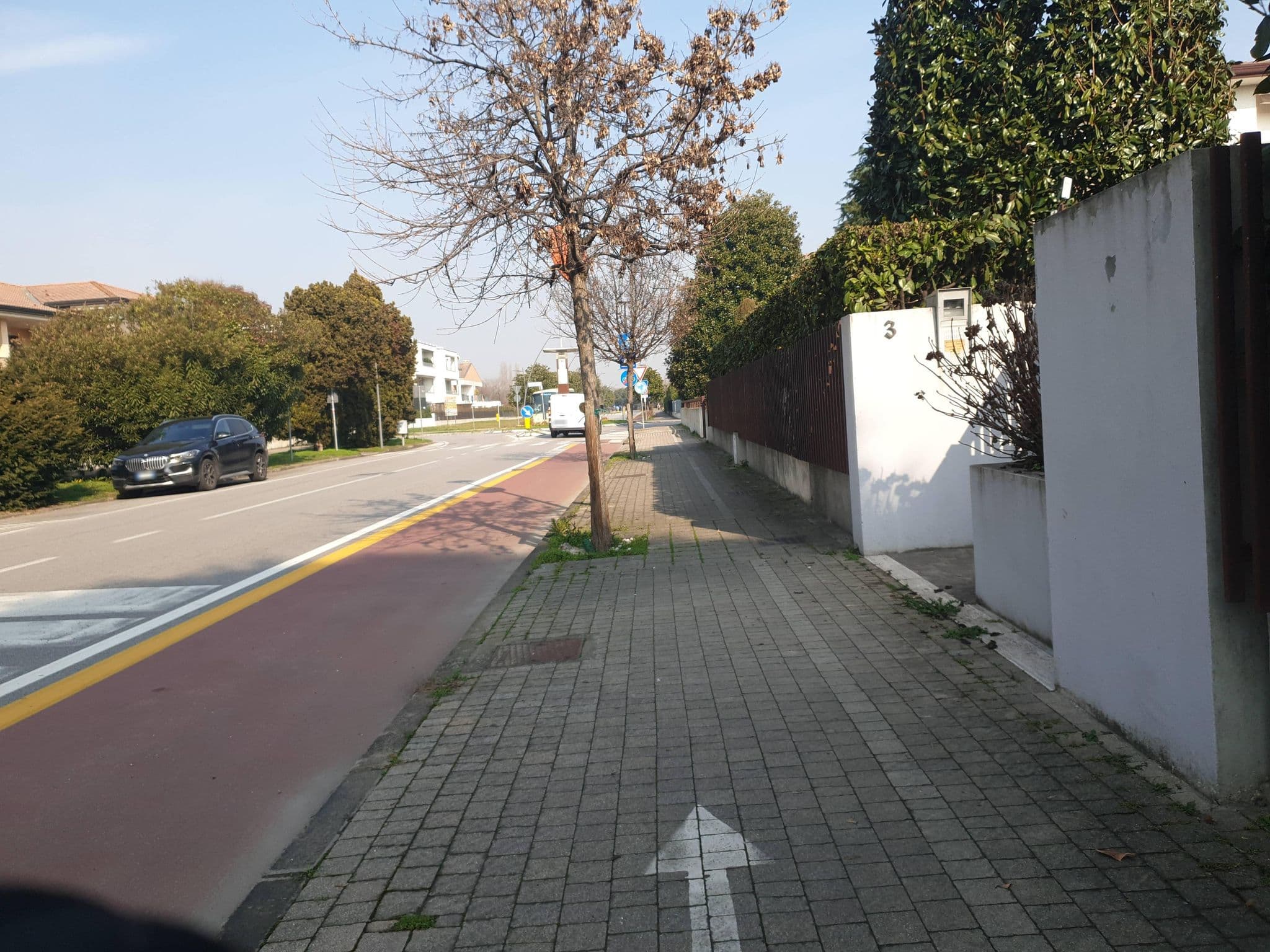 Street view near Hotel Abano Alba, Abano Terme — © voschix (CC BY-SA · Mapillary)