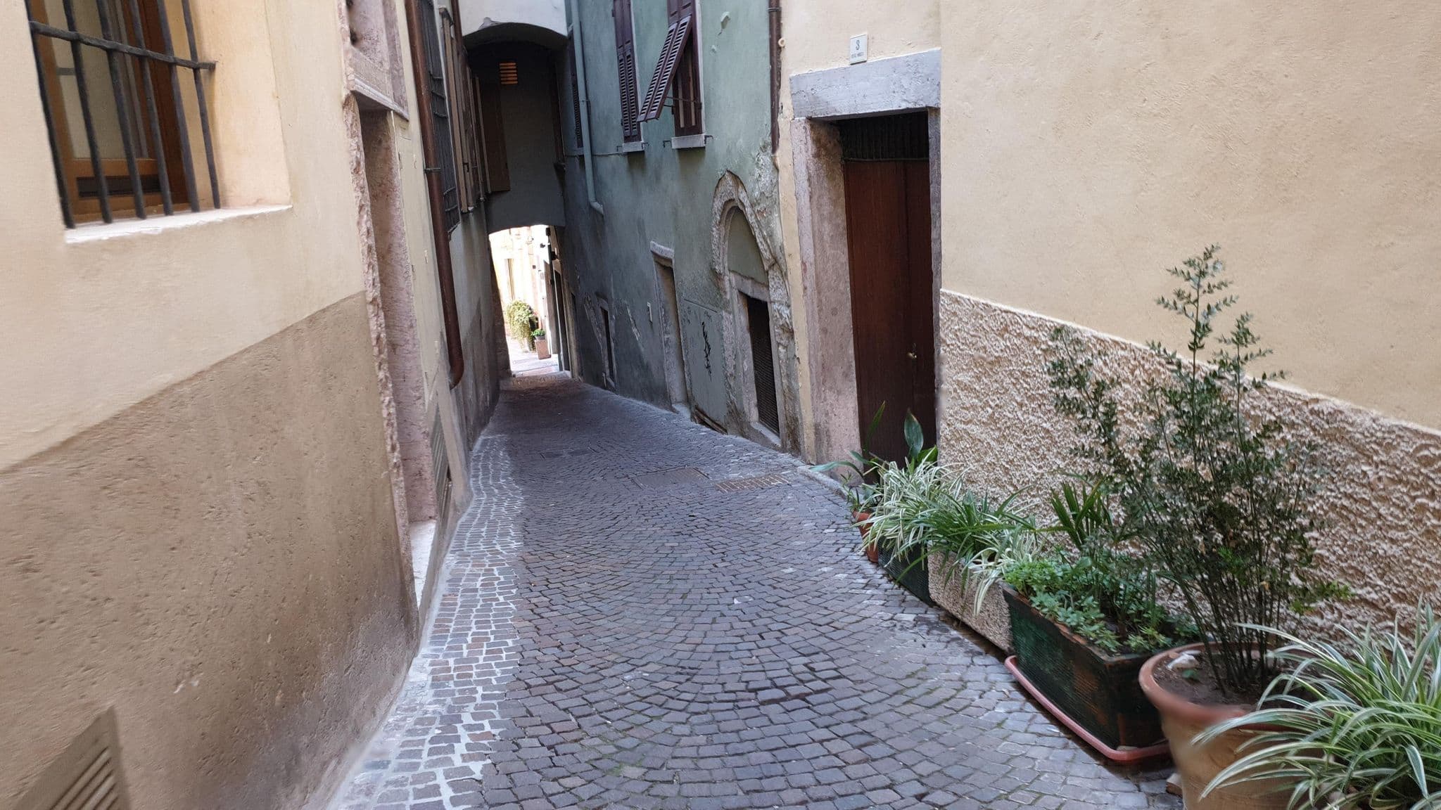 Street view near Appartamenti Rivantica, Riva del Garda — © jopparn (CC BY-SA · Mapillary)