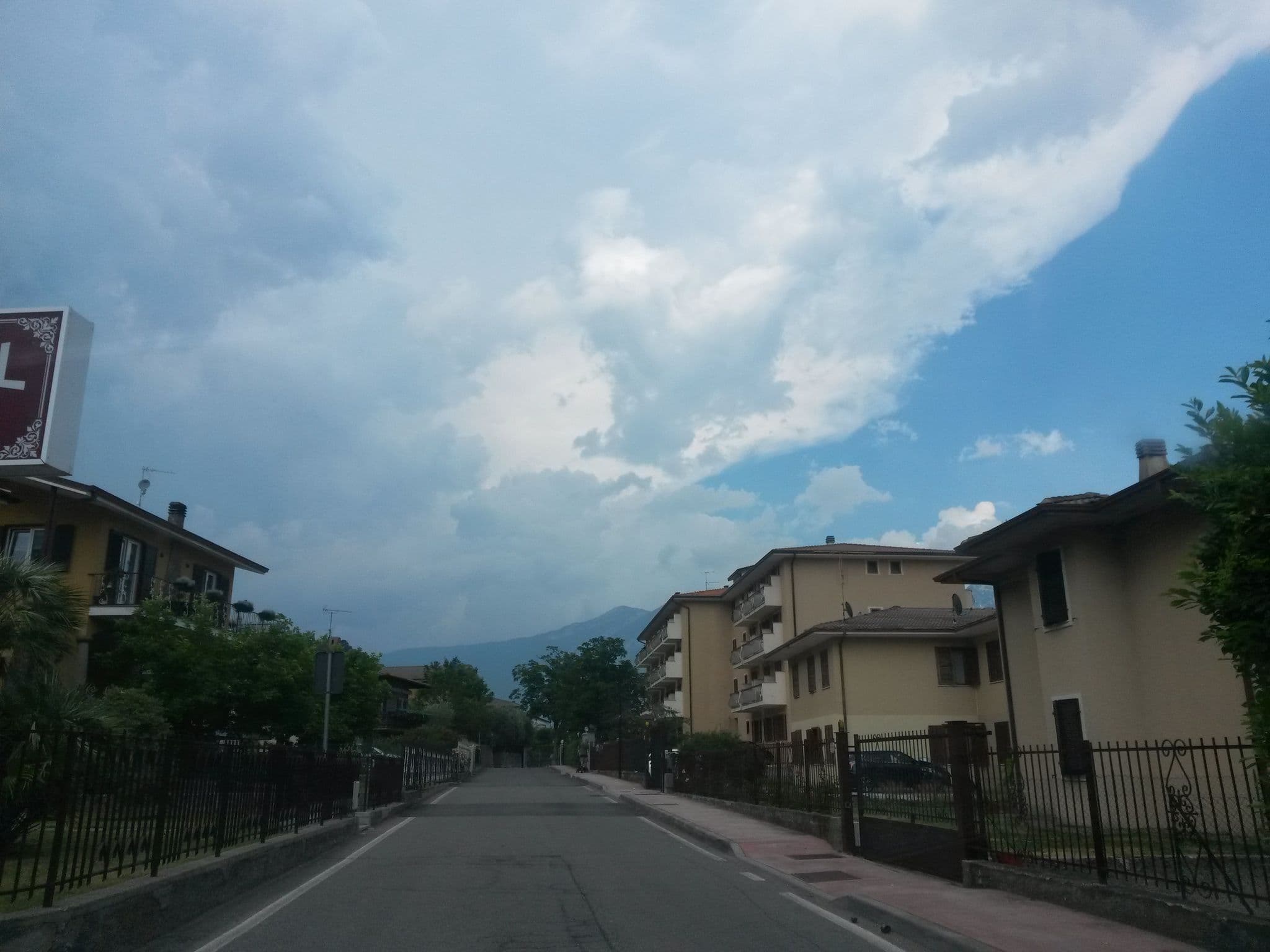 Street view near Villa San Valentino, Magugnano — © uwekoch (CC BY-SA · Mapillary)