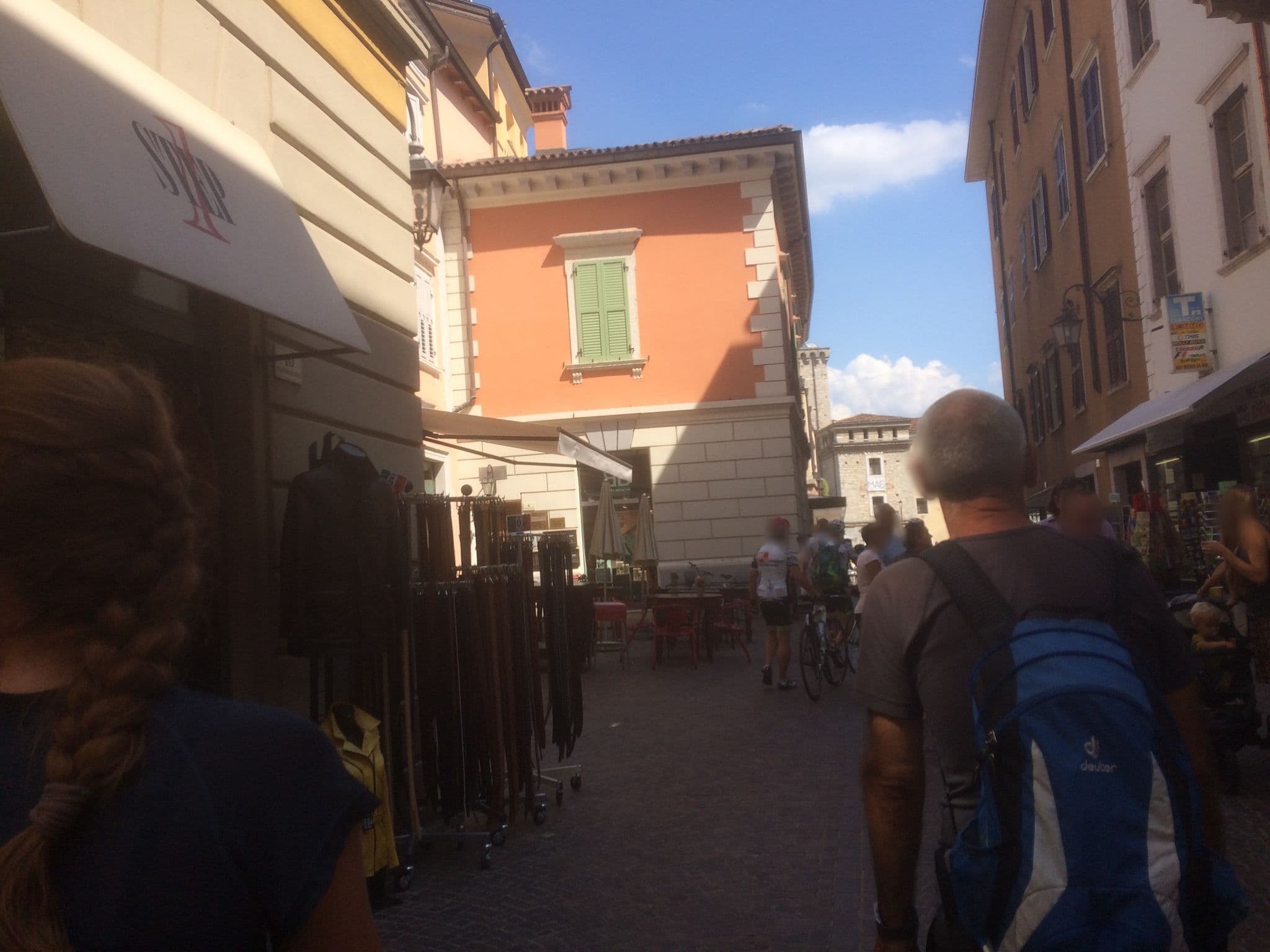 Street view near Queen of Lake, Riva del Garda — © rufus1295 (CC BY-SA · Mapillary)