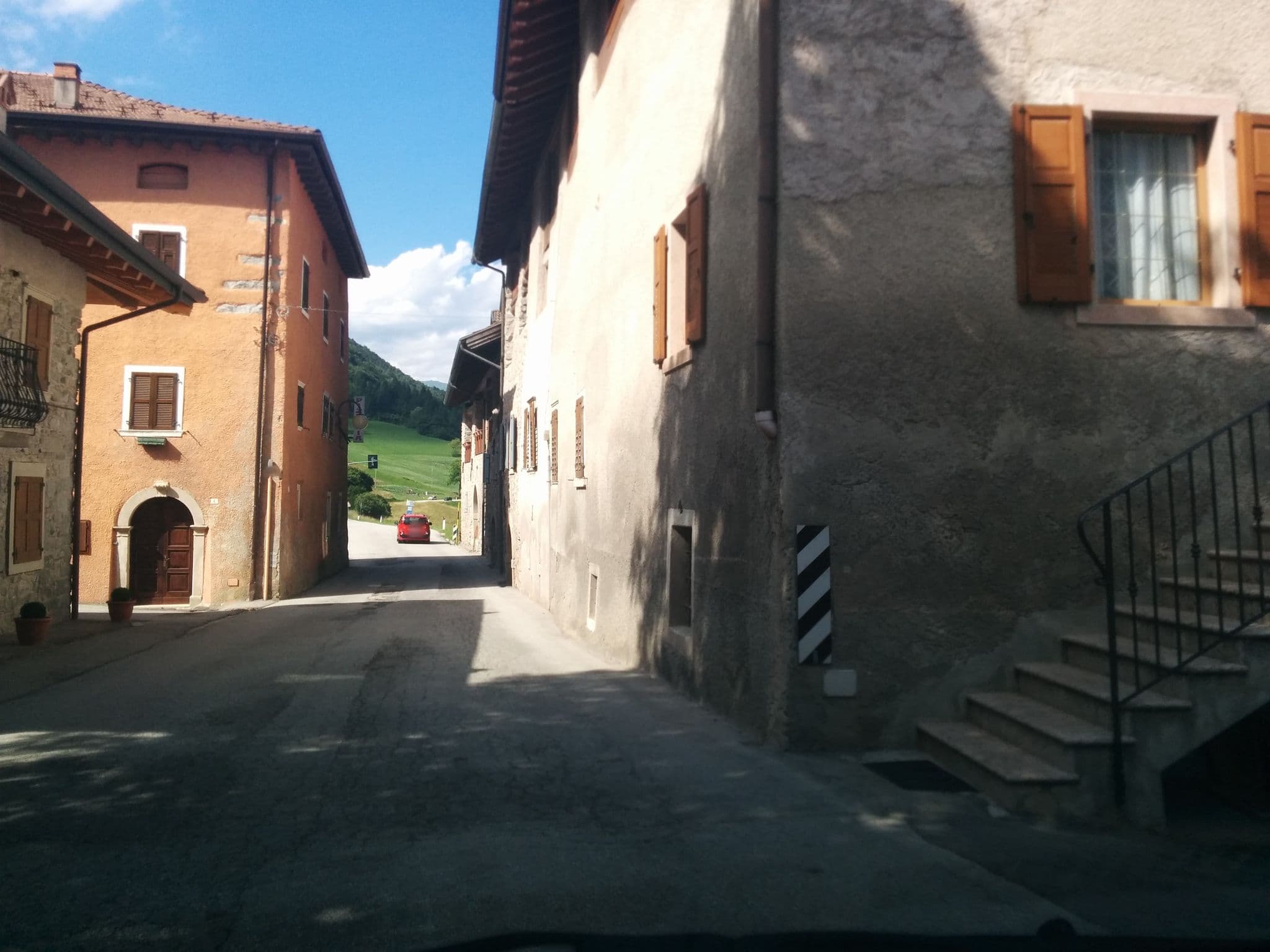 Street view near Tirol In Balin, Bleggio Superiore — © napo (CC BY-SA · Mapillary)