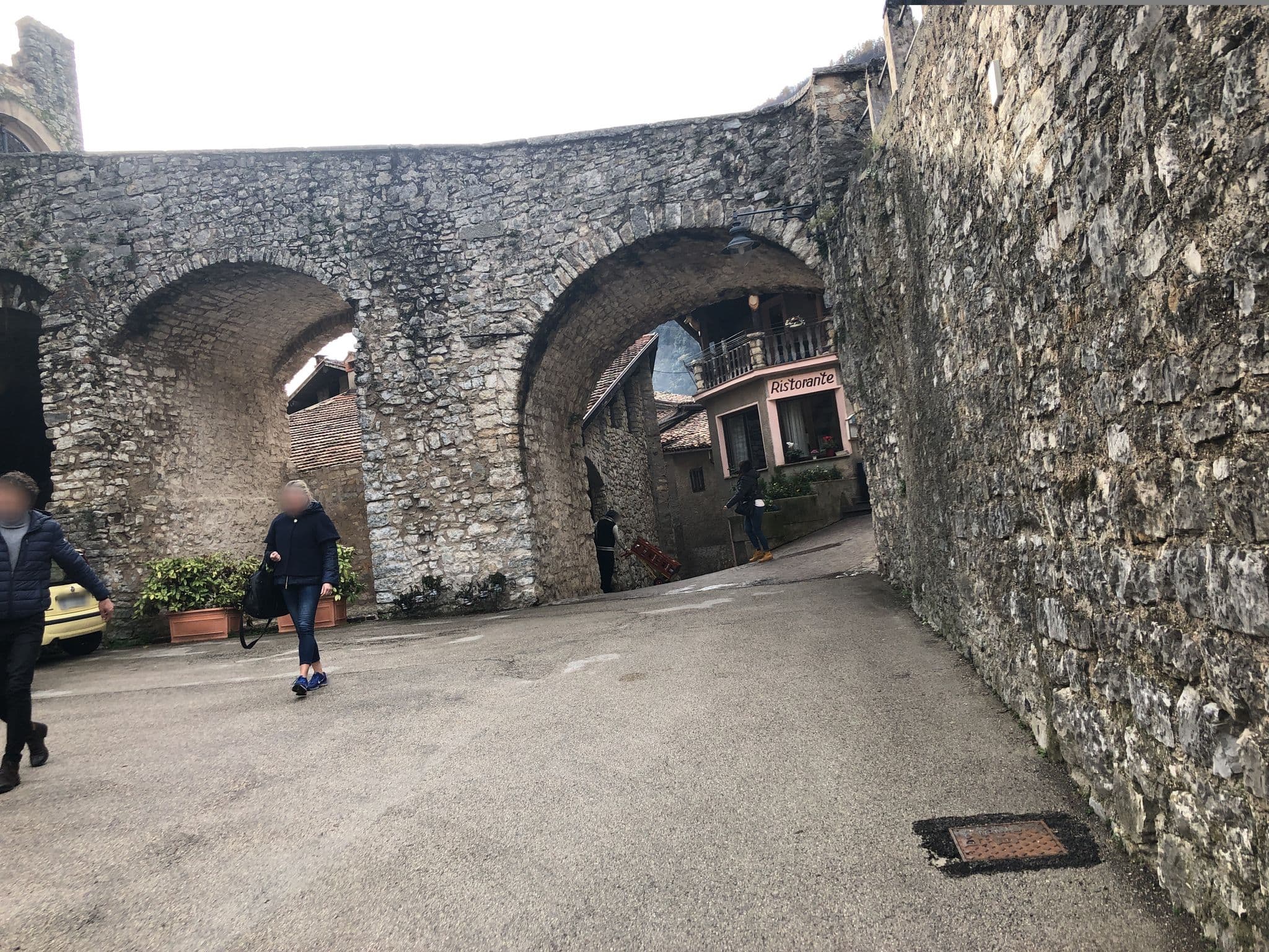 Street view near Stanga Ettore Ristorante Bar, Riva del Garda — © mich74 (CC BY-SA · Mapillary)