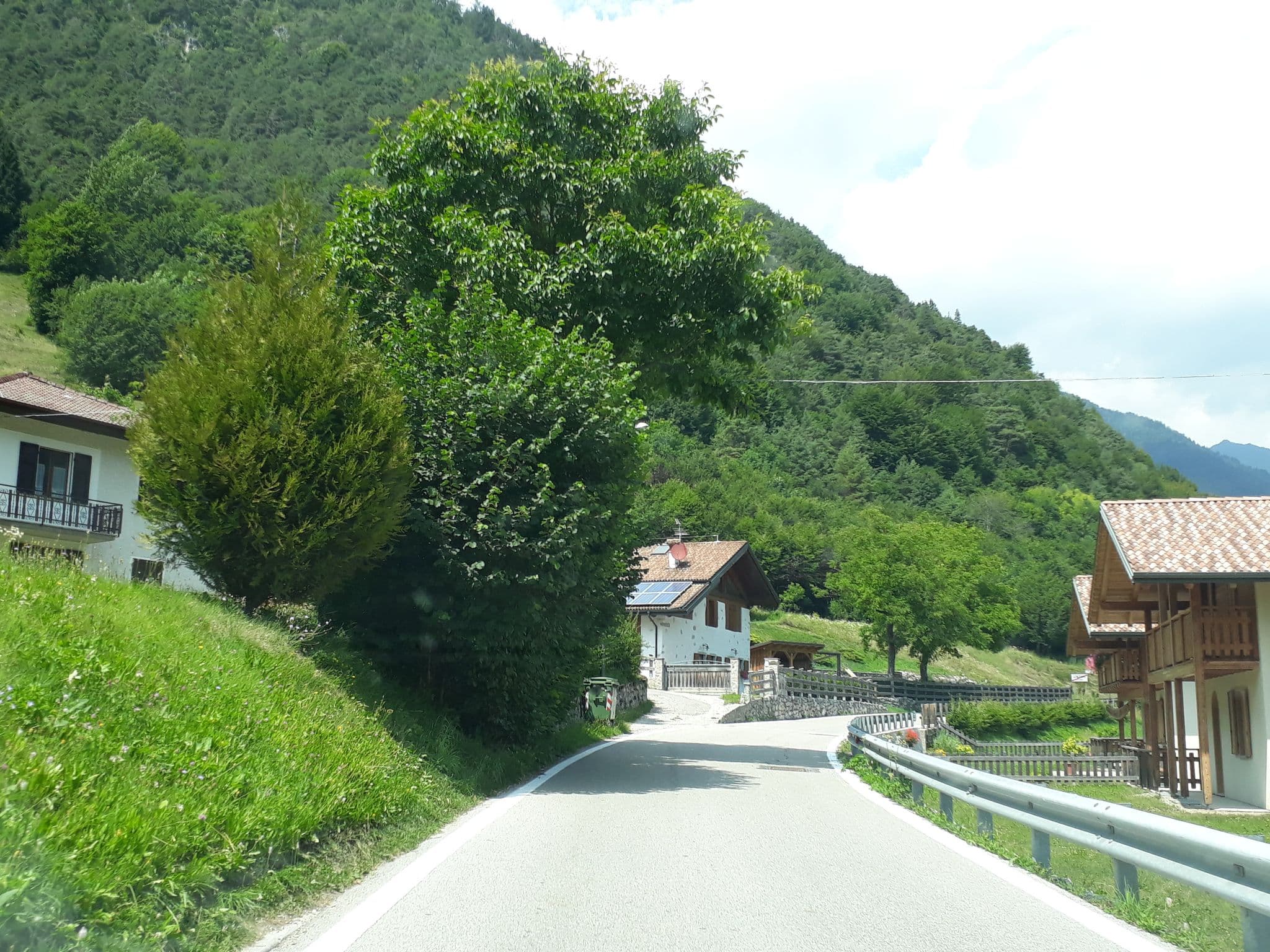 Street view near GARNI' DAL MOZA'T, Molina di Ledro — © zonta72 (CC BY-SA · Mapillary)