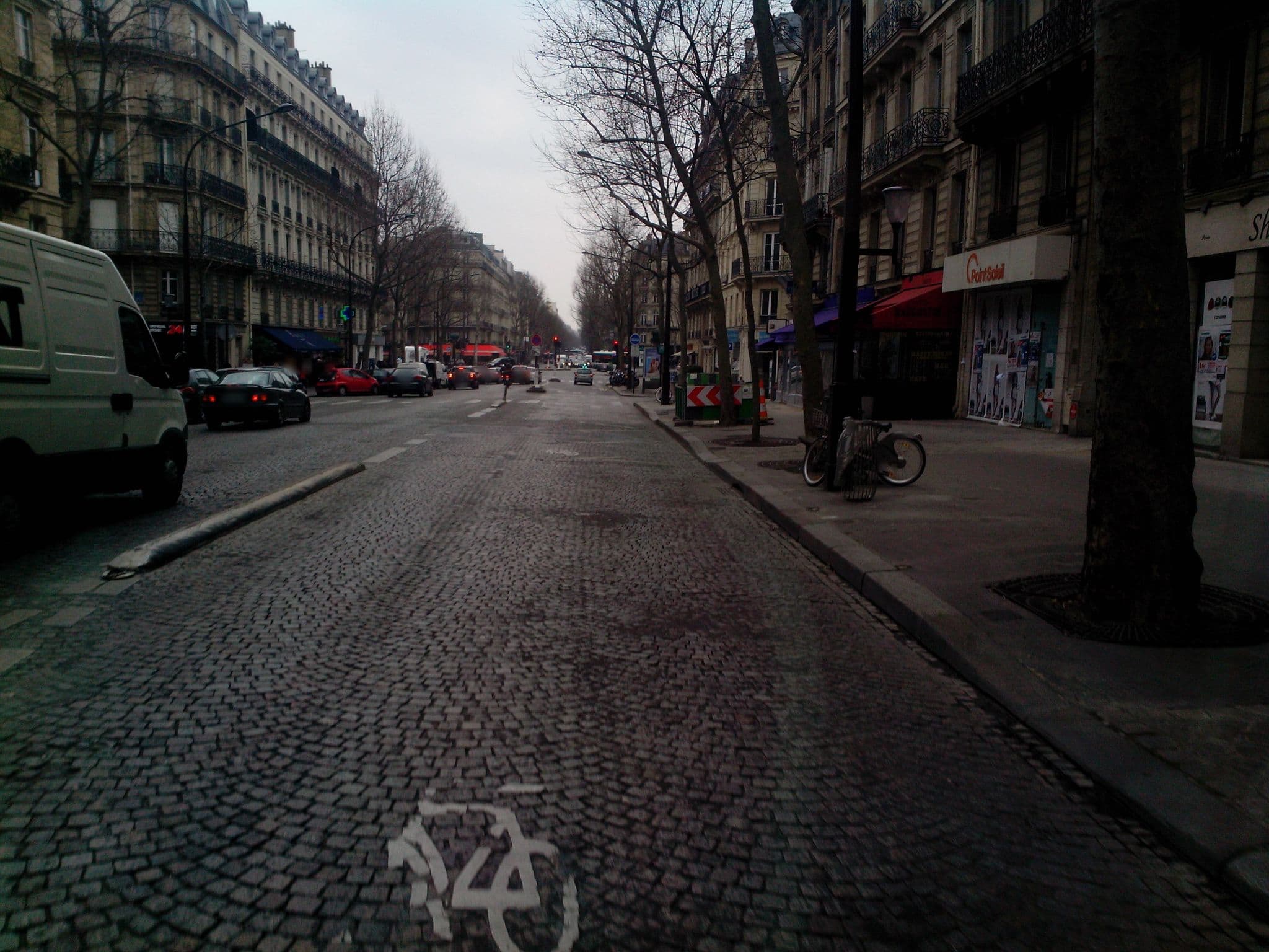 Street view near Bowmann, Paris 08 Élysée