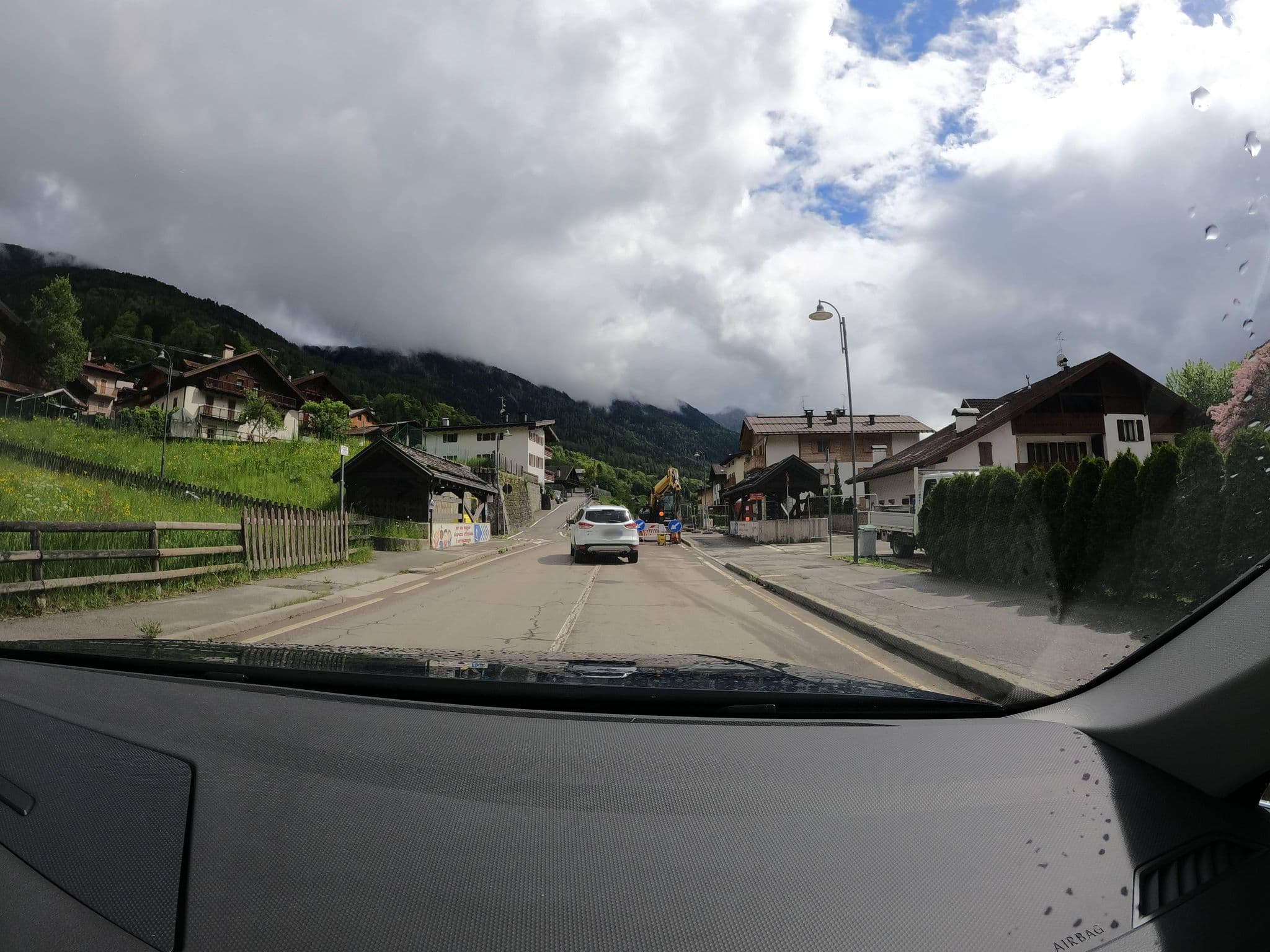 Street view near Hotel Valgenova, Pinzolo — © borovac (CC BY-SA · Mapillary)