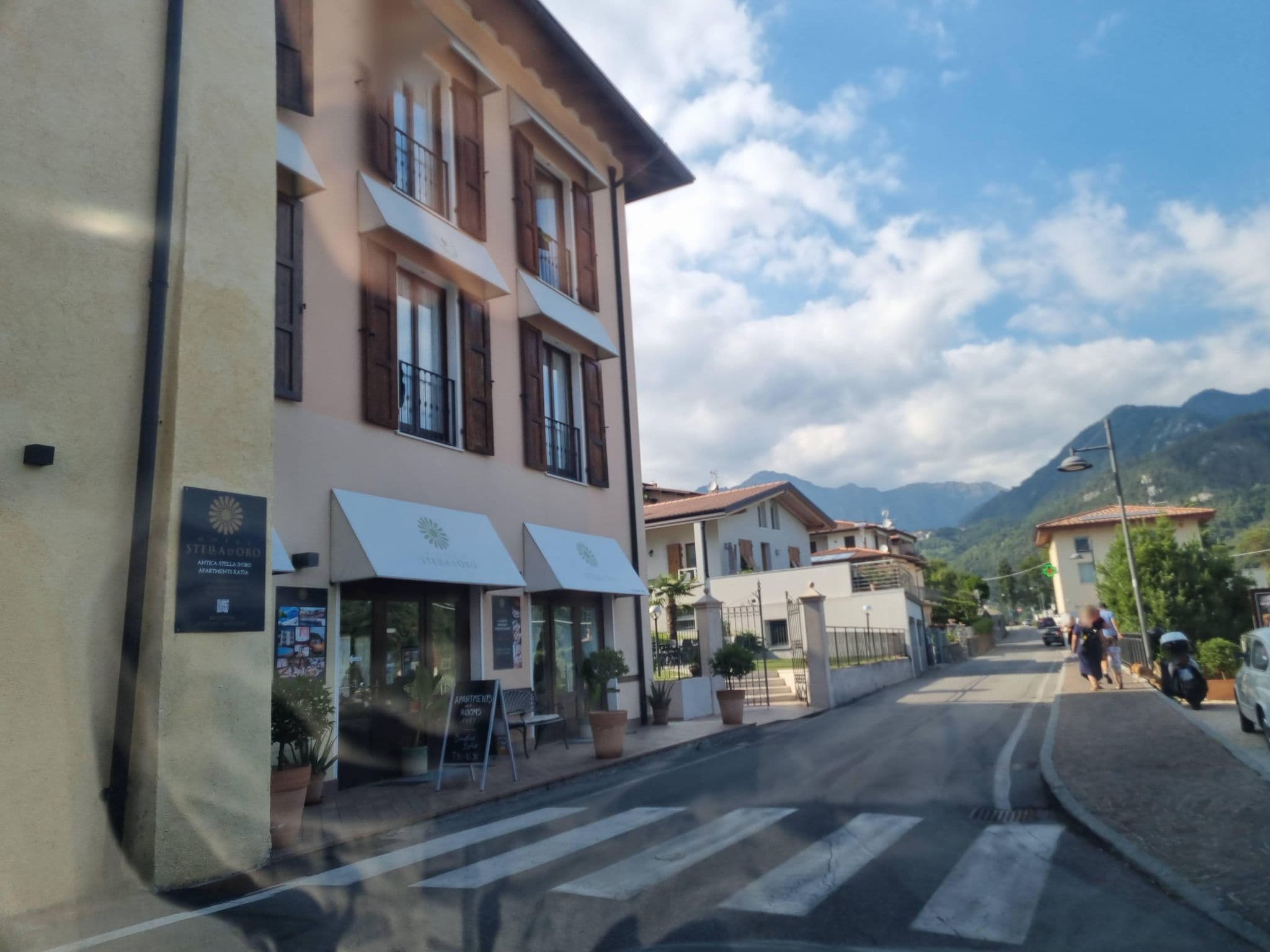 Street view near Casa del Borgo Maria Luisa by Gardadomusmea, Malcesine — © dsmm (CC BY-SA · Mapillary)