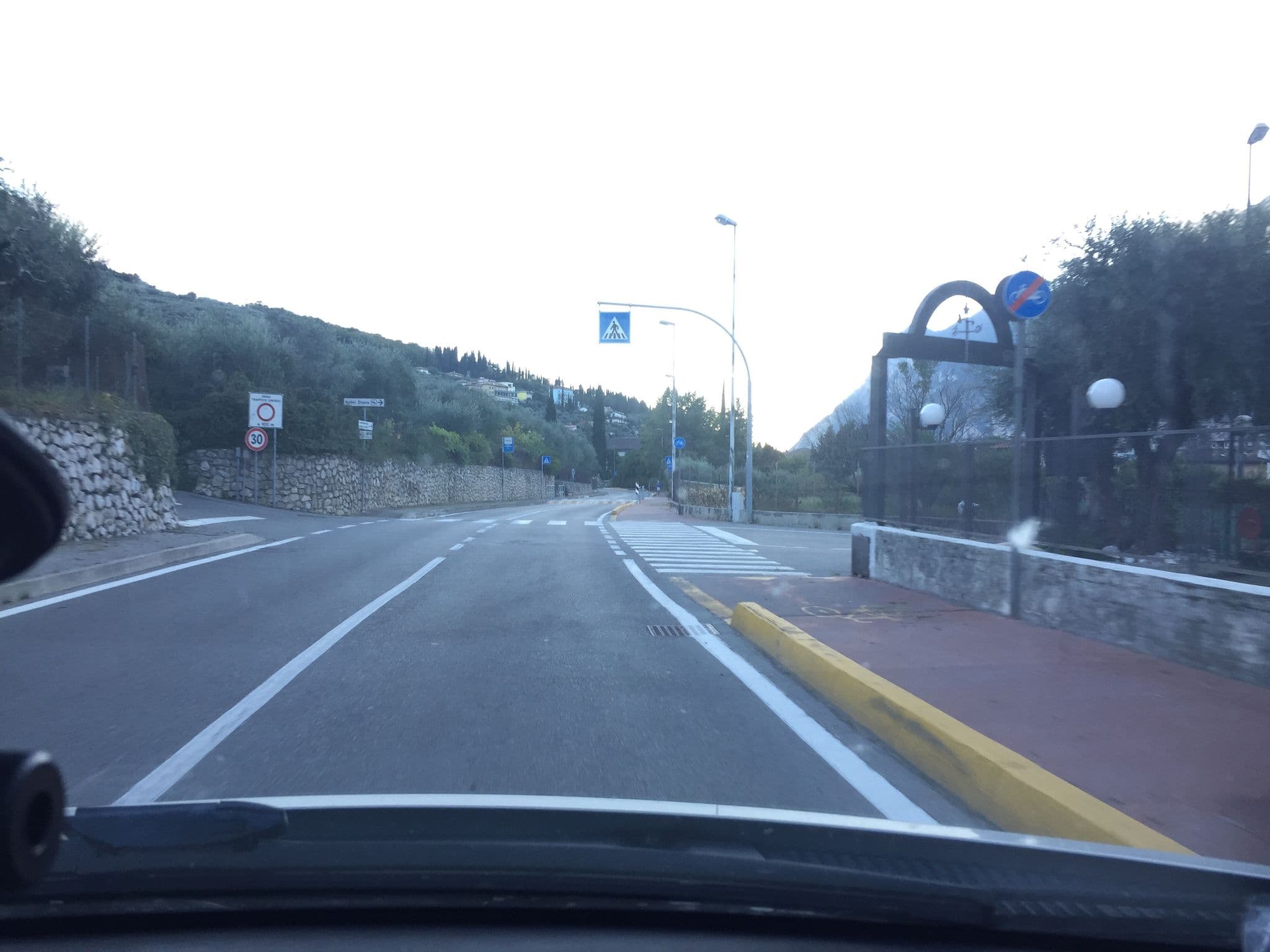 Street view near Hotel Garnì Rita, Riva del Garda — © andrea (CC BY-SA · Mapillary)