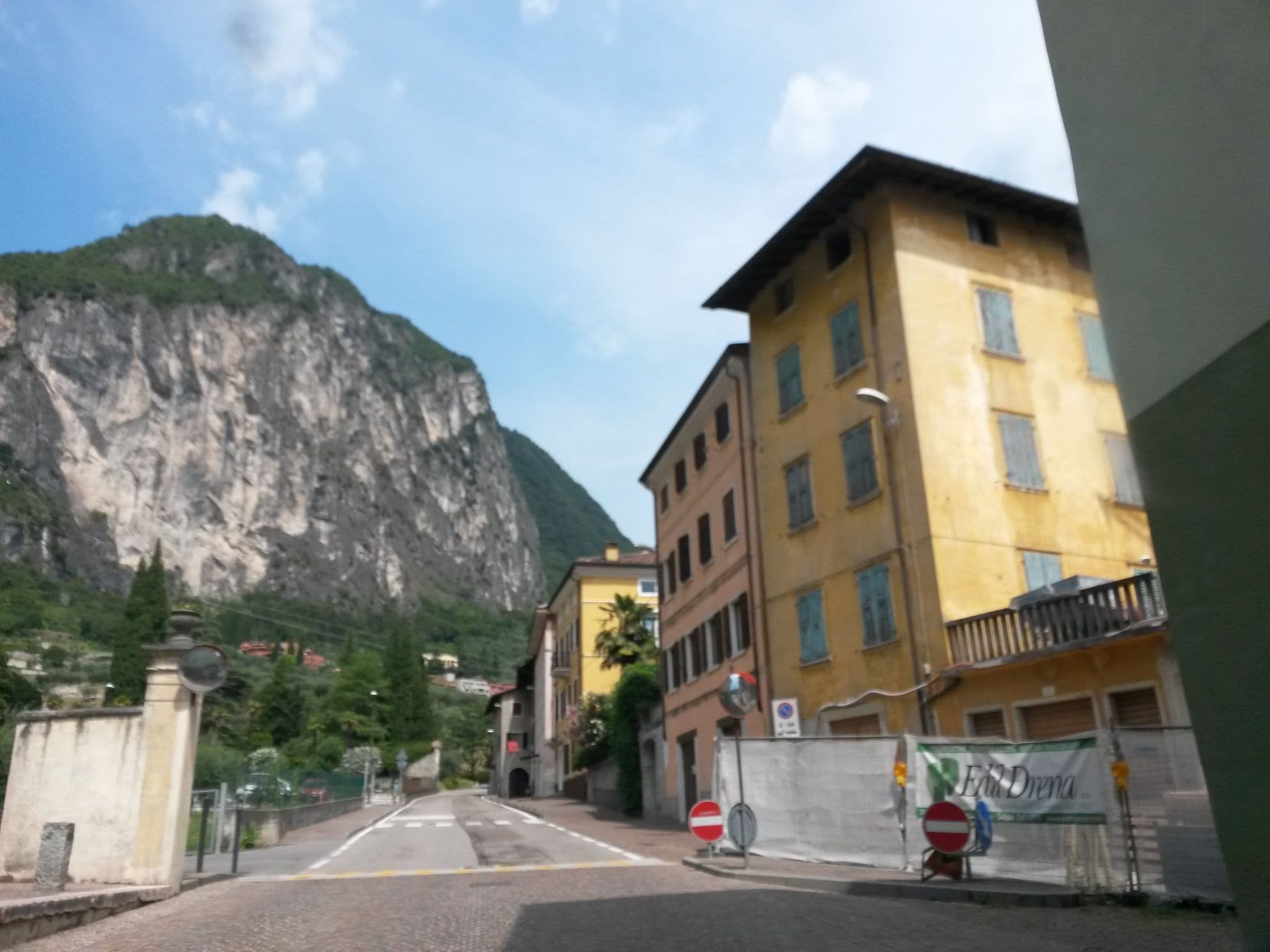 Street view near Casa San Giacomo 1, Riva del Garda — © uwekoch (CC BY-SA · Mapillary)