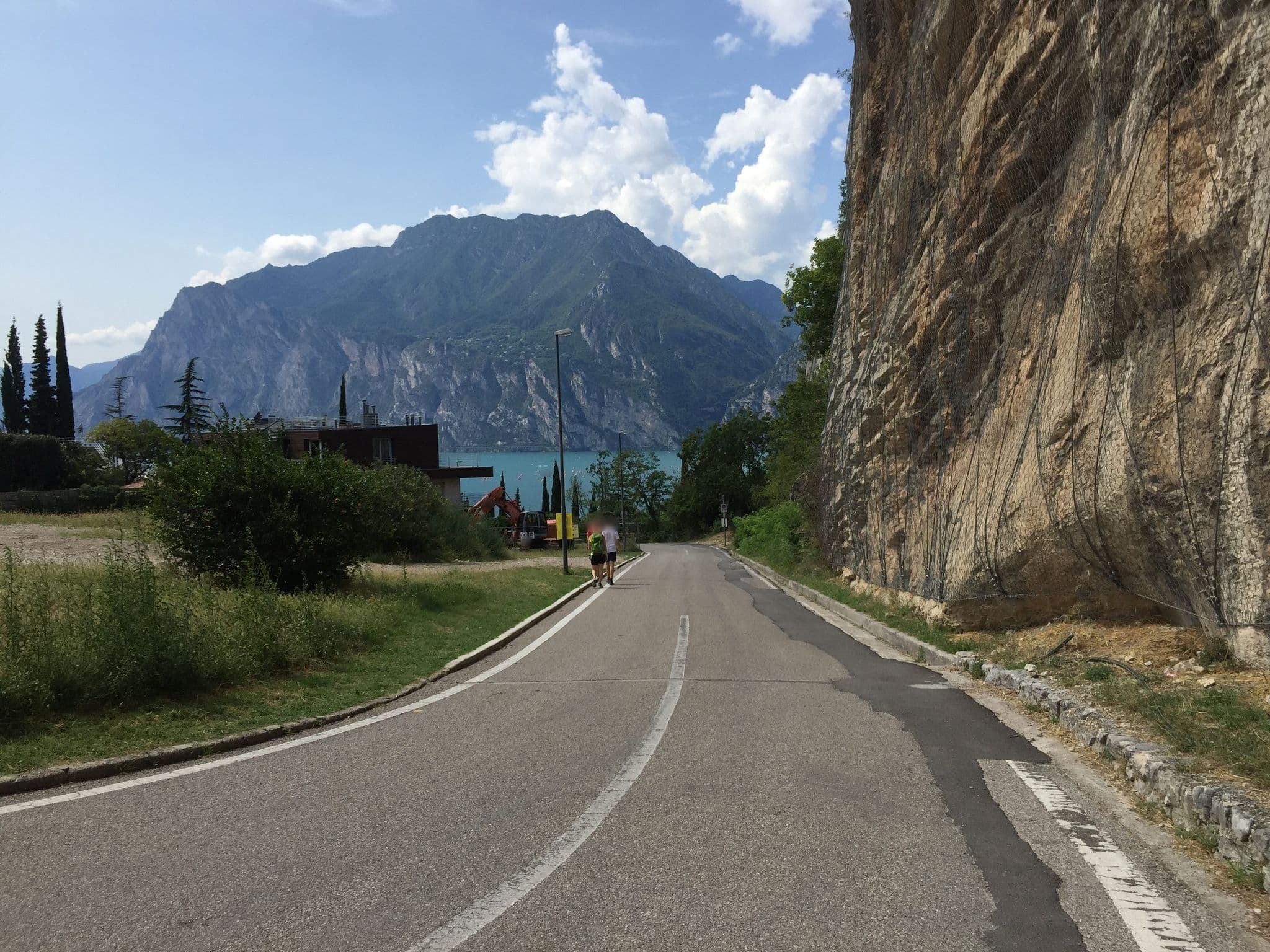 Street view near Seele Garda Hotel, Nago-Torbole — © rufus1295 (CC BY-SA · Mapillary)