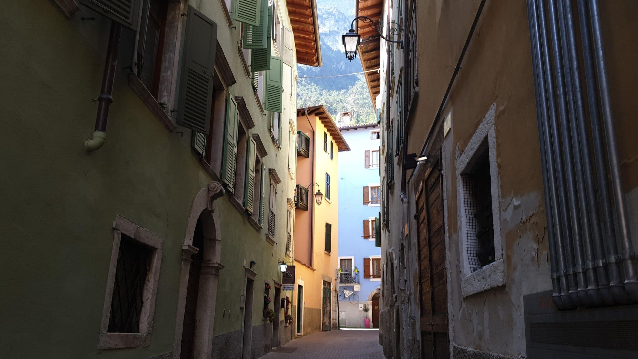 Street view near Rivacentro, Riva del Garda — © jopparn (CC BY-SA · Mapillary)