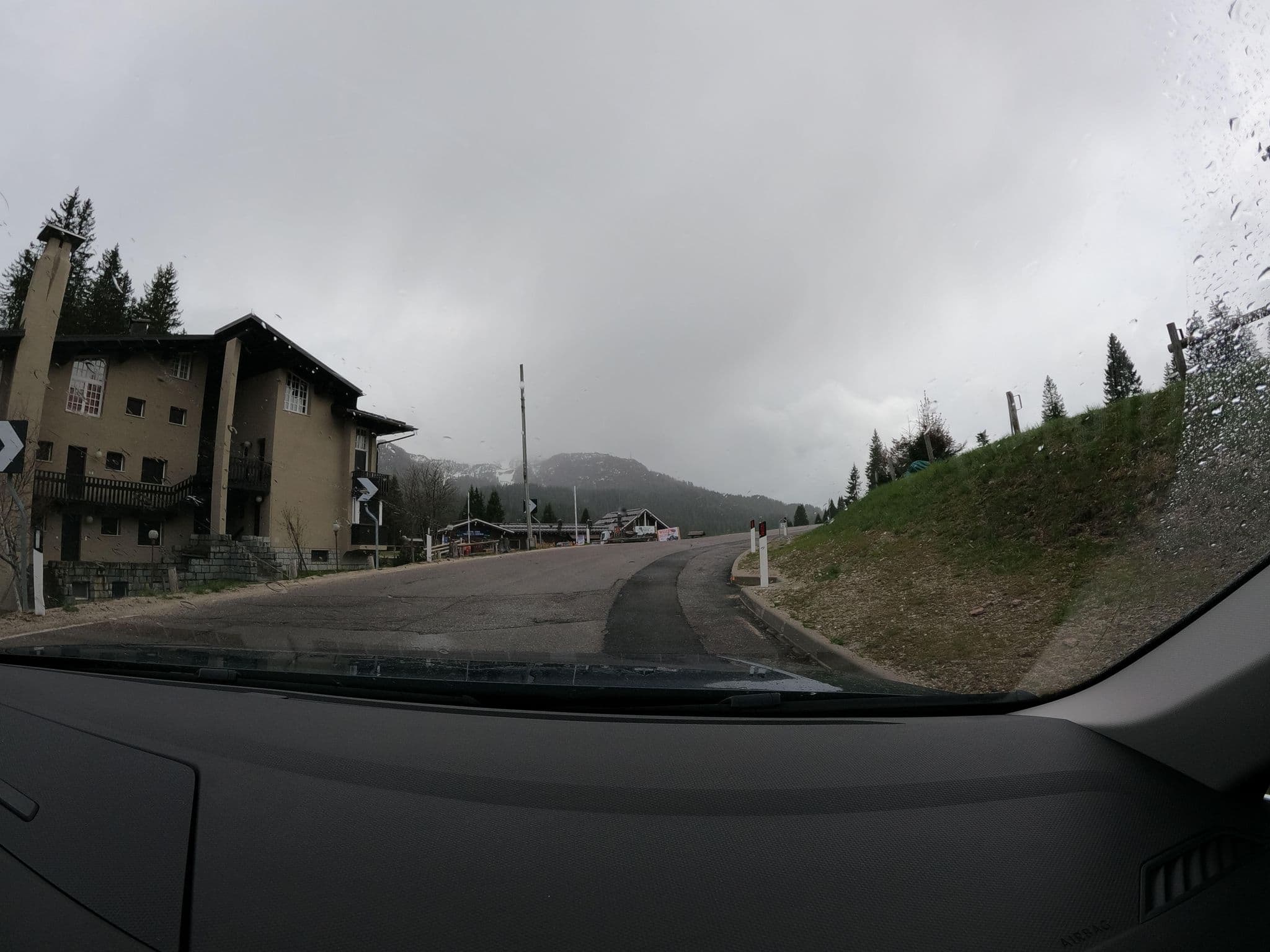 Street view near Residence Rio Falze, Dimaro — © borovac (CC BY-SA · Mapillary)