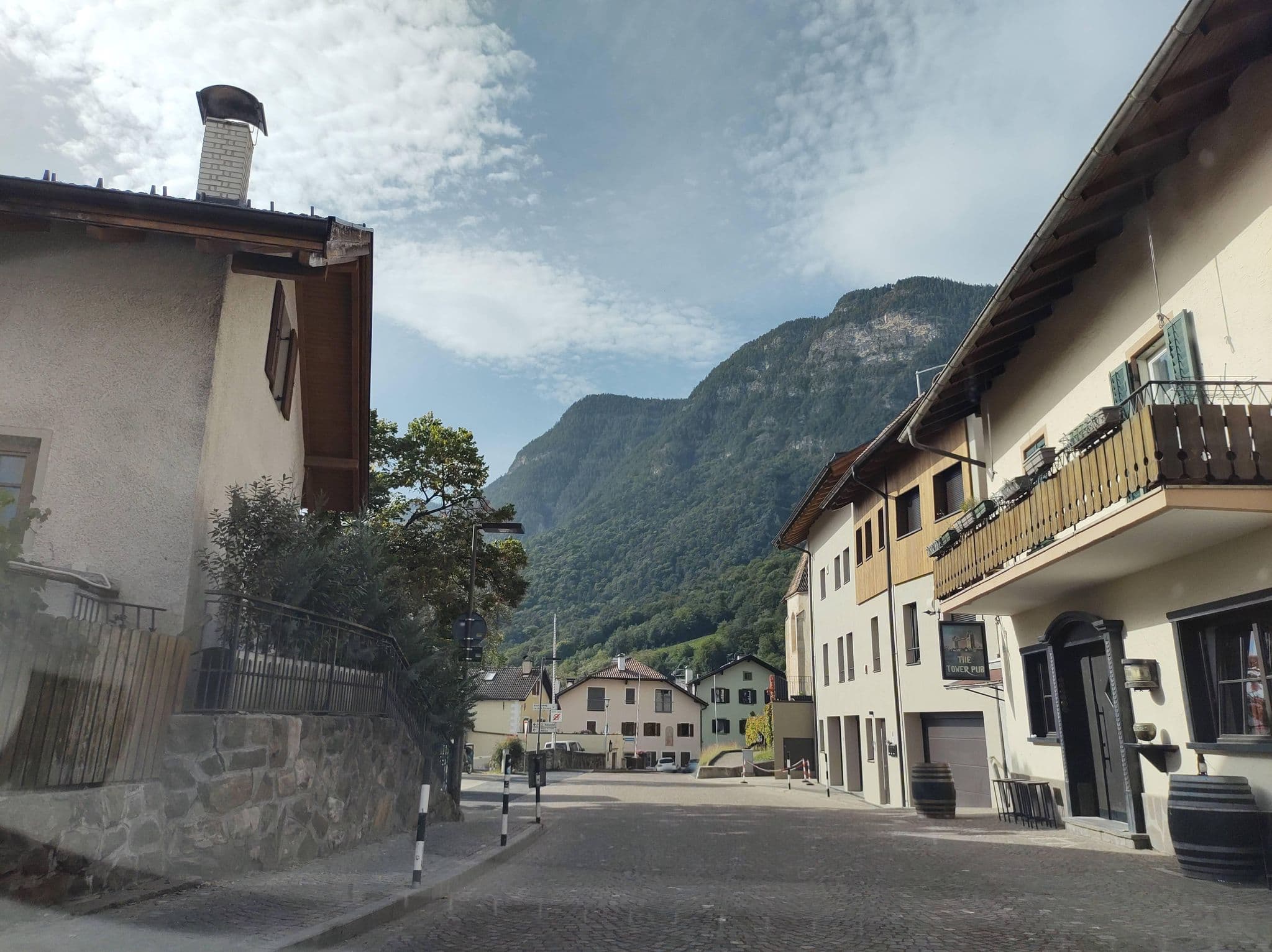 Street view near Garnì Alle Due Torri, Caldaro sulla Strada del Vino — © thetornado76 (CC BY-SA · Mapillary)