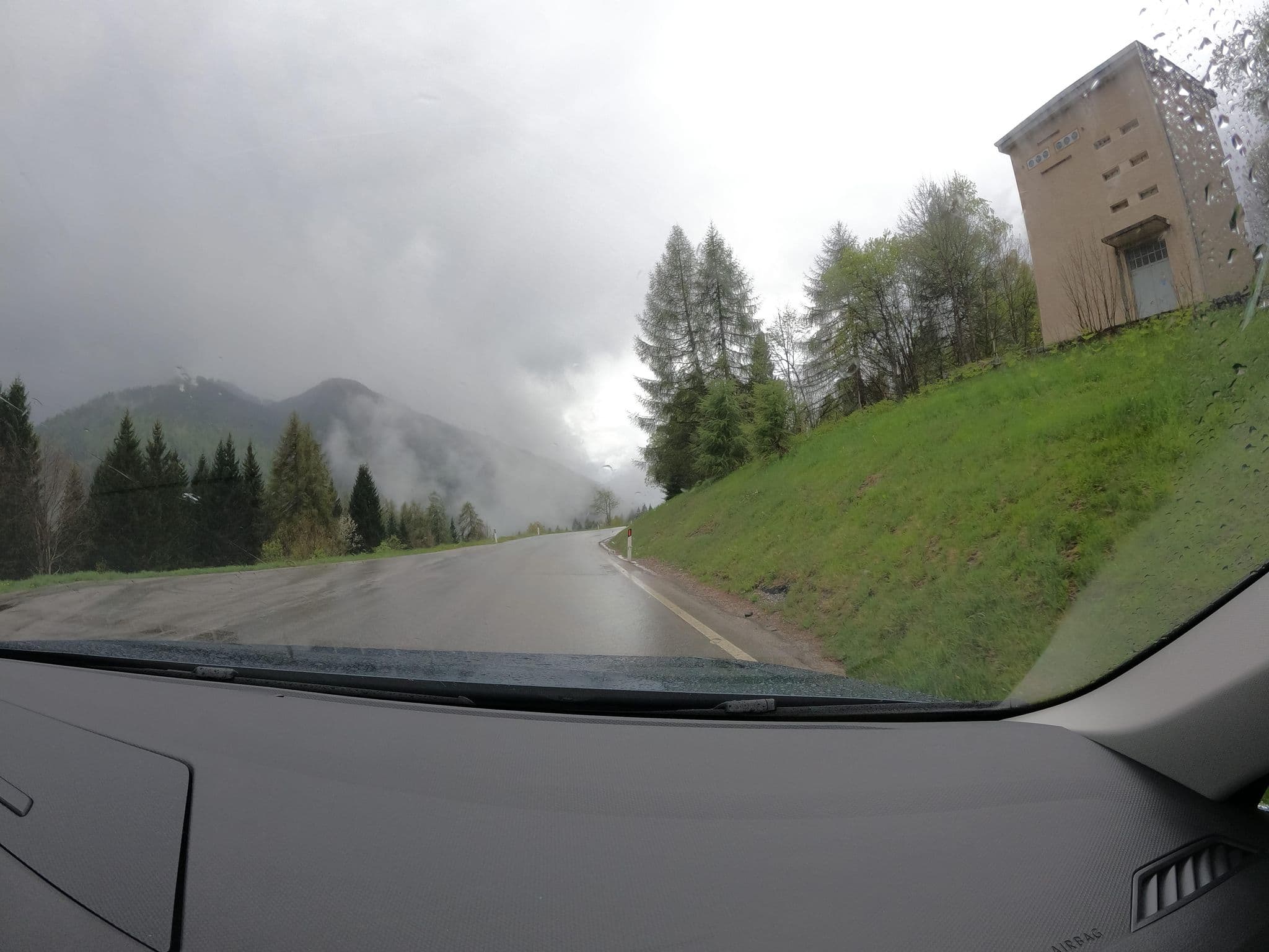 Street view near Hotel Ristorante La Fontanella SAS di Bonapace Marco e C., Pinzolo — © borovac (CC BY-SA · Mapillary)