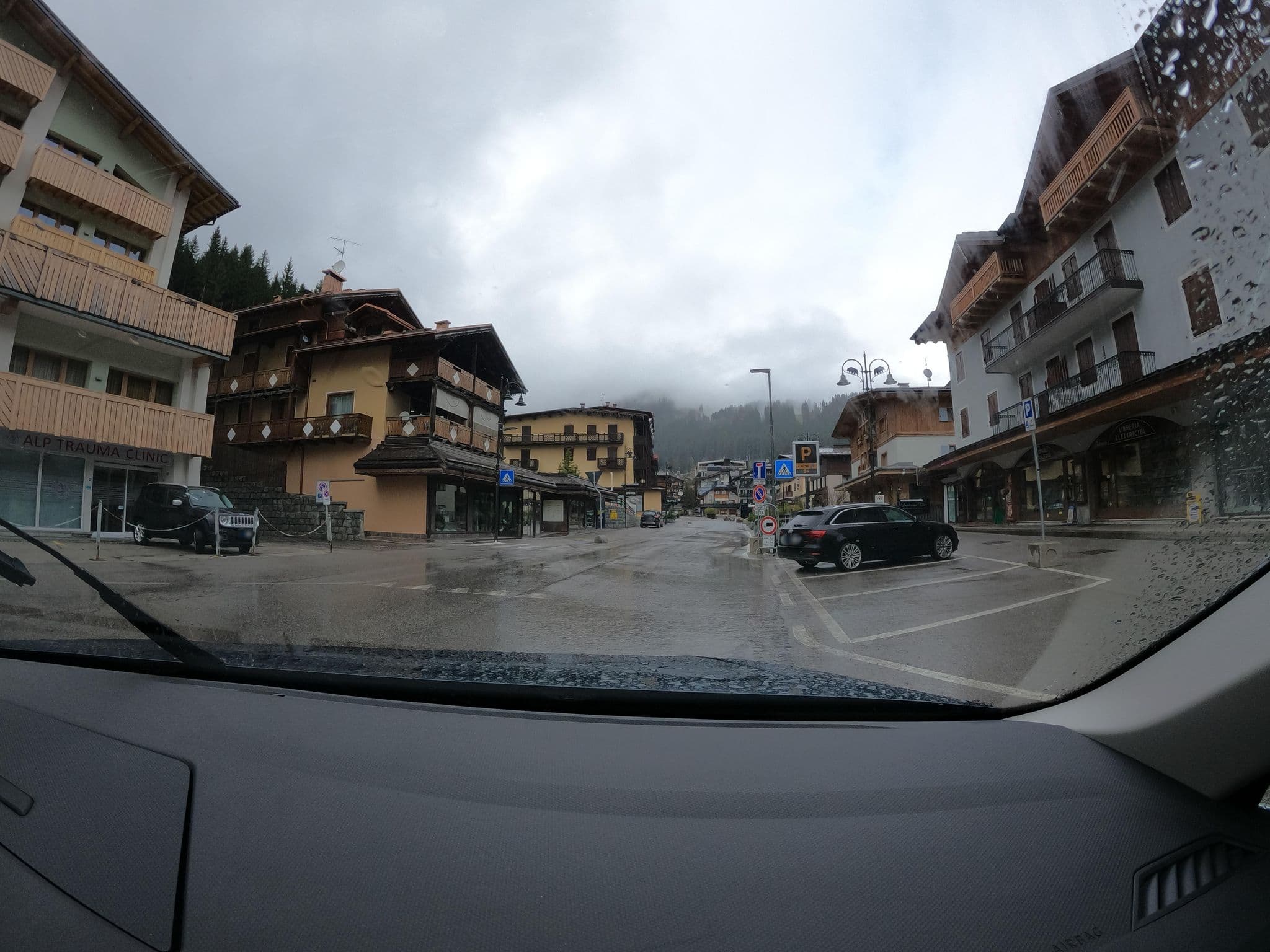 Street view near Campiglio Bilocale Dolomiti, Pinzolo — © borovac (CC BY-SA · Mapillary)