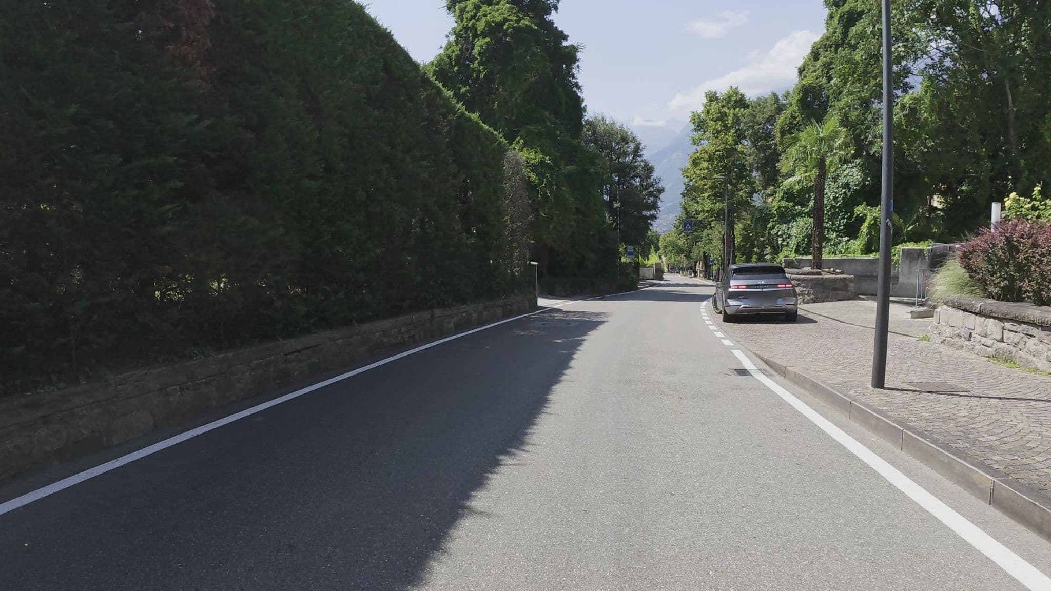 Street view near Hotel Kolpinghaus, Merano — © Guzzi_Franze (CC BY-SA · Mapillary)