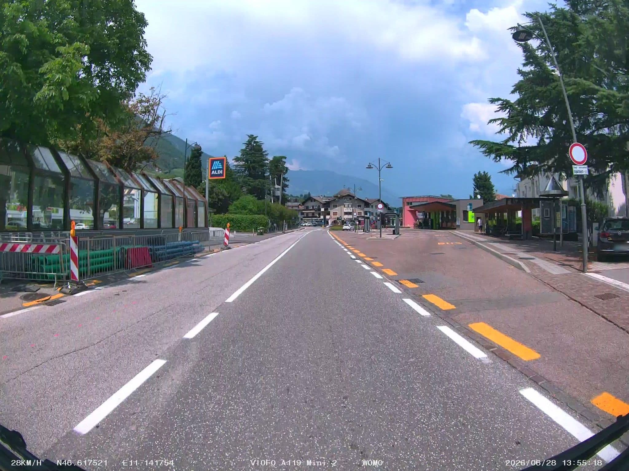 Street view near Teiss-Weisses Roessl, Lana — © soulcover (CC BY-SA · Mapillary)