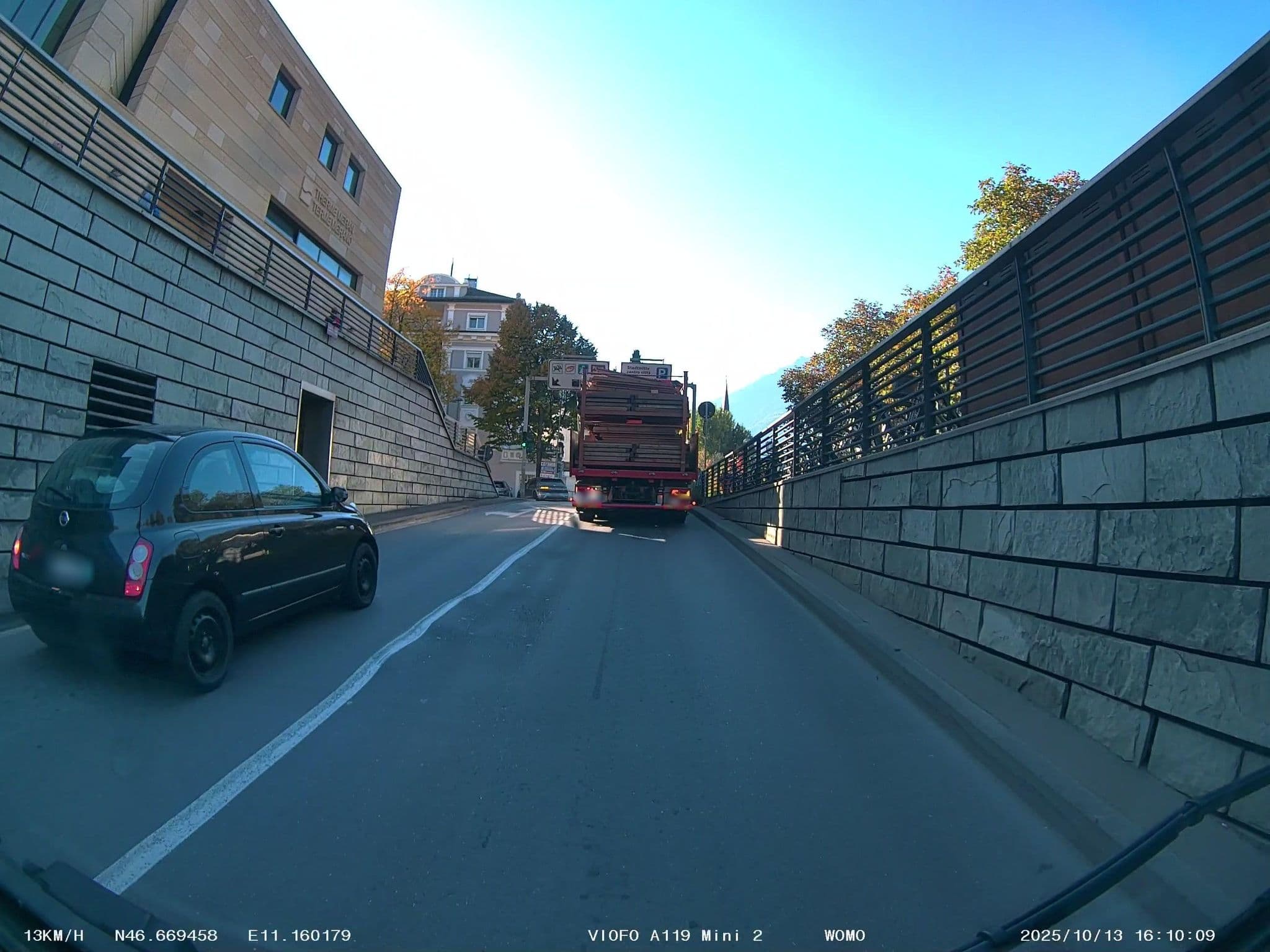 Street view near Hotel Therme / Hotel Terme, Merano — © soulcover (CC BY-SA · Mapillary)