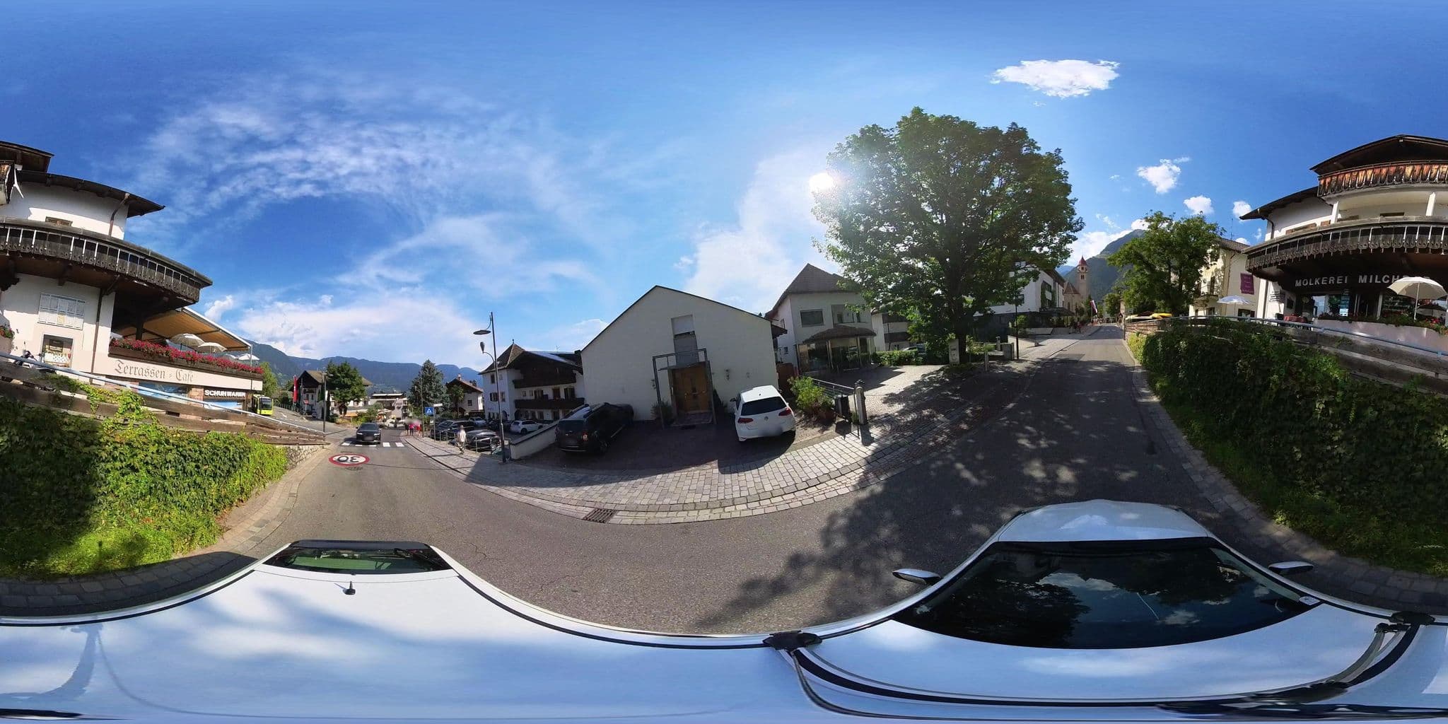 Street view near Pension Leimerhof Dorf Tirol, Tirolo — © osmplus_org (CC BY-SA · Mapillary)