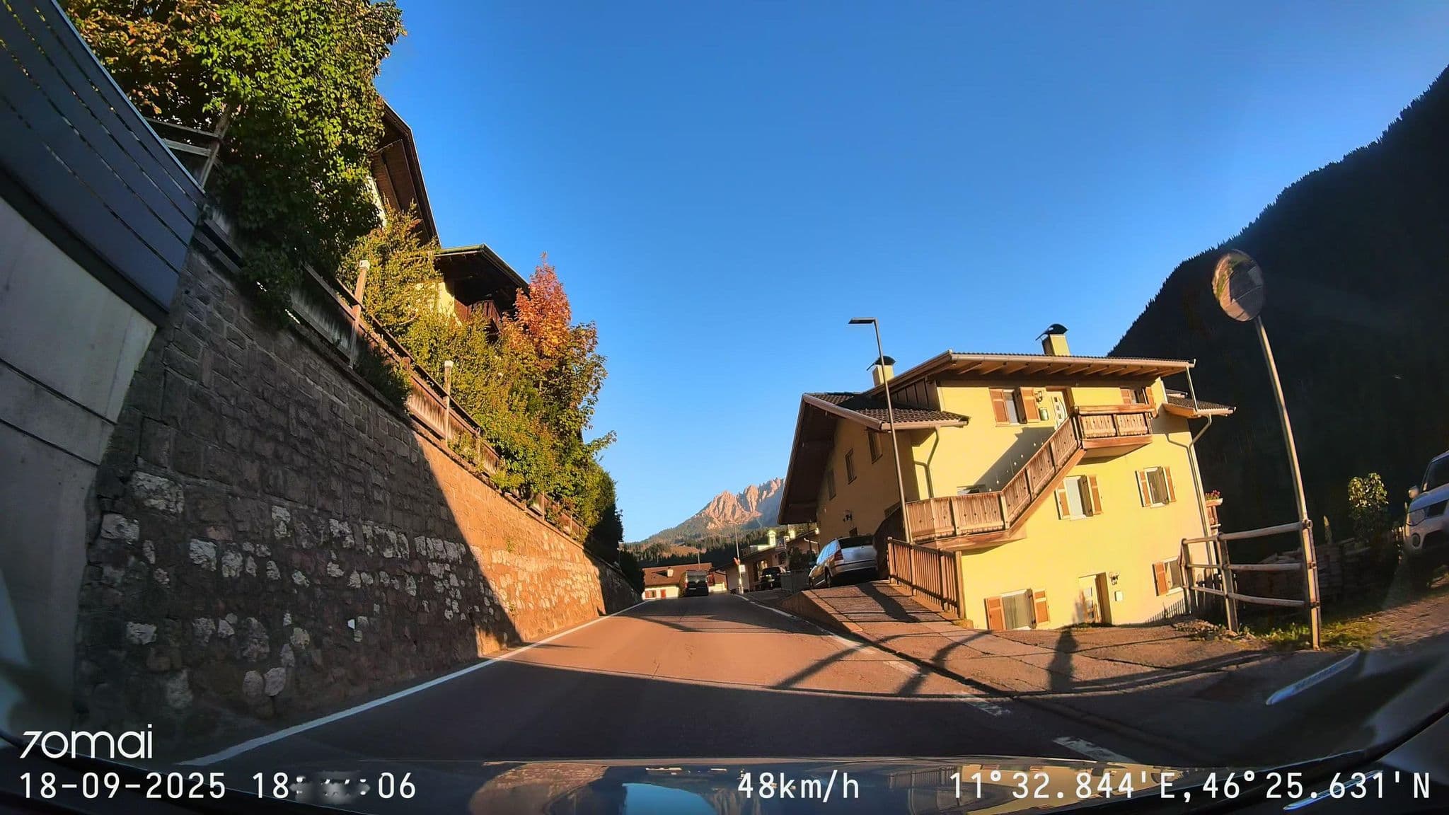 Street view near Matzhof, Nova Levante — © doriel (CC BY-SA · Mapillary)