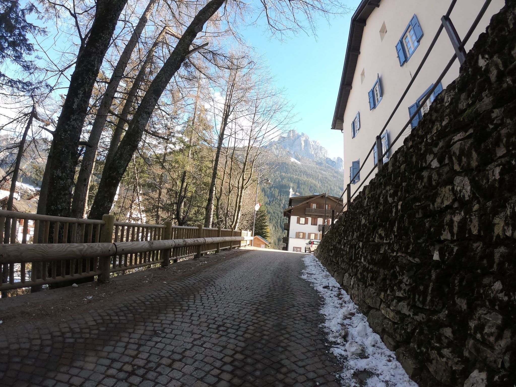 Street view near Ciasa Soldà, Vigo di Fassa — © chrisbeddow (CC BY-SA · Mapillary)