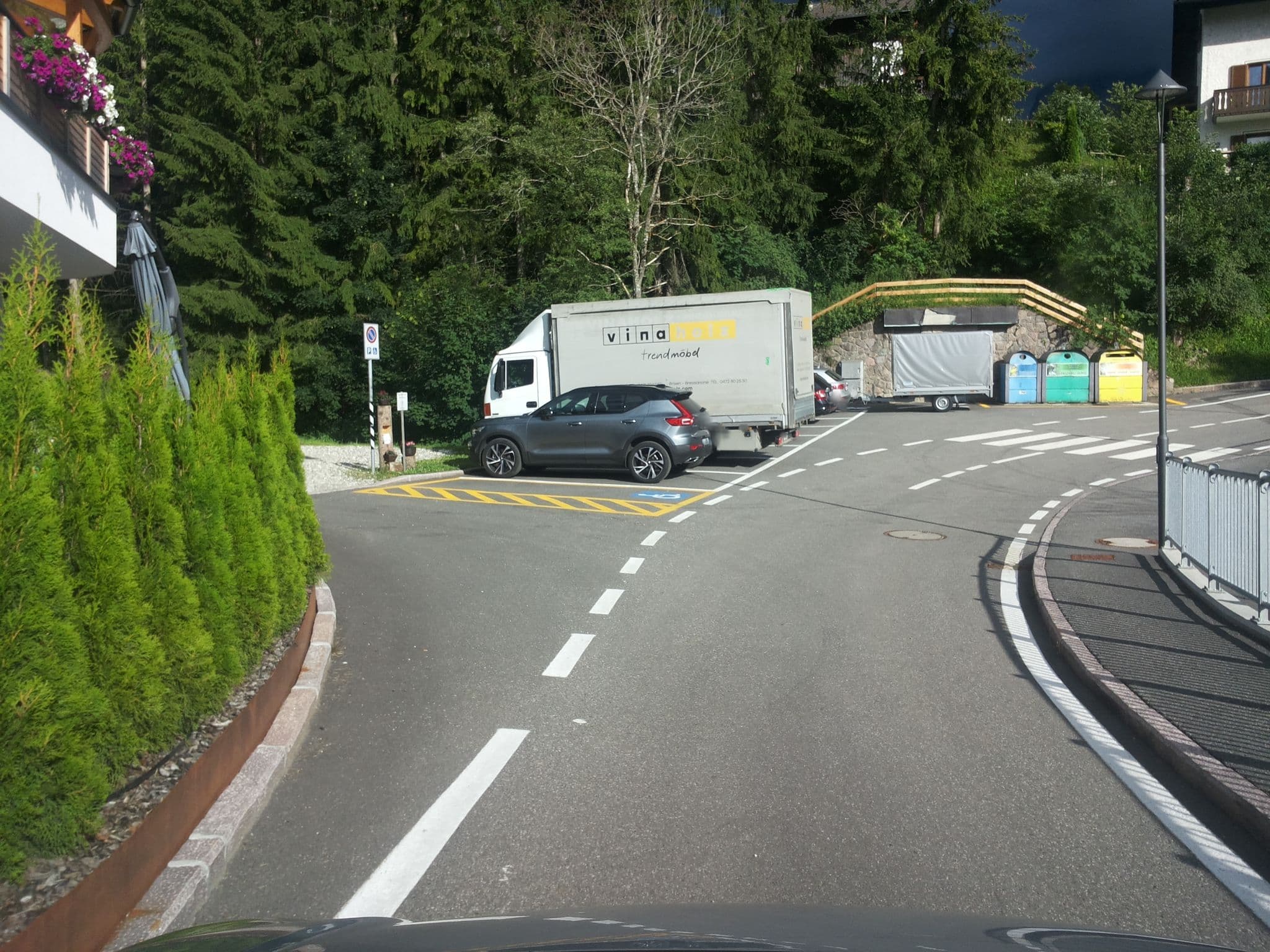 Street view near Ferienappartement Illyria, Ortisei — © musuruan (CC BY-SA · Mapillary)