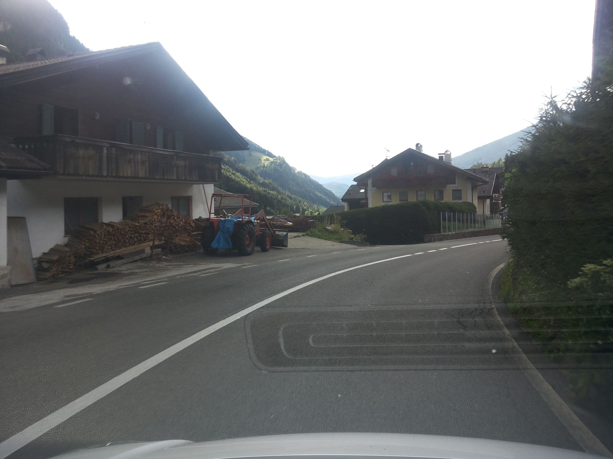 Street view near Garni Telemark, Santa Cristina Valgardena — © musuruan (CC BY-SA · Mapillary)
