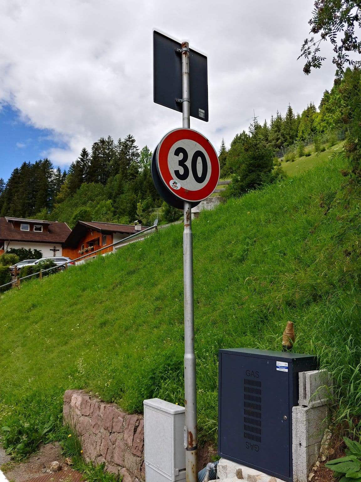 Street view near Pension Elisabeth, Santa Cristina Valgardena — © highlander (CC BY-SA · Mapillary)