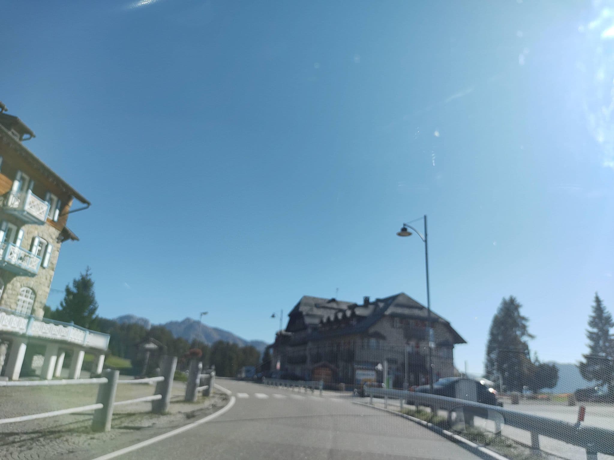 Street view near Sporthotel Passo Carezzo, Moena — © thetornado76 (CC BY-SA · Mapillary)