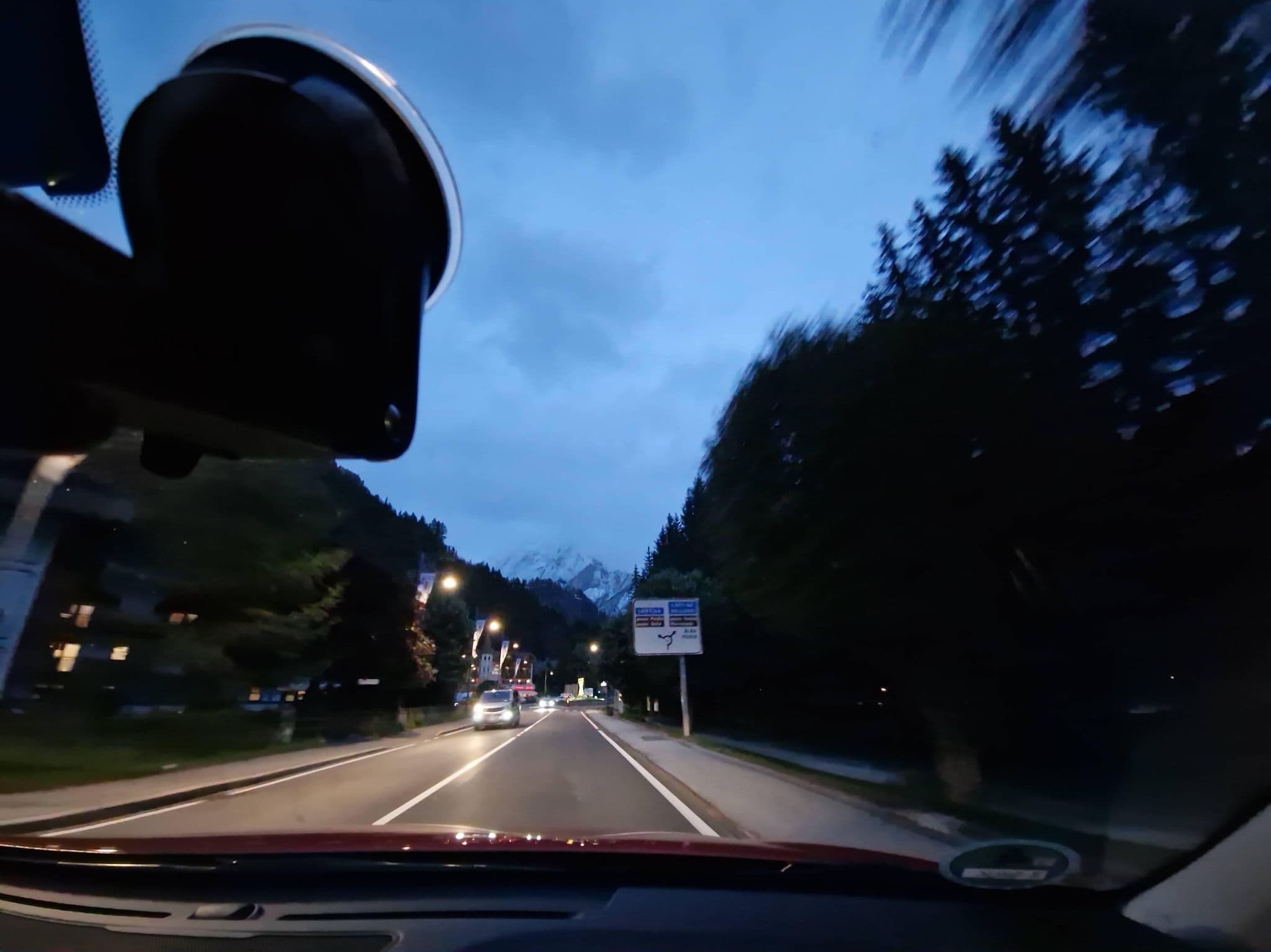 Street view near Valle Maura, Canazei — © mcliquid (CC BY-SA · Mapillary)