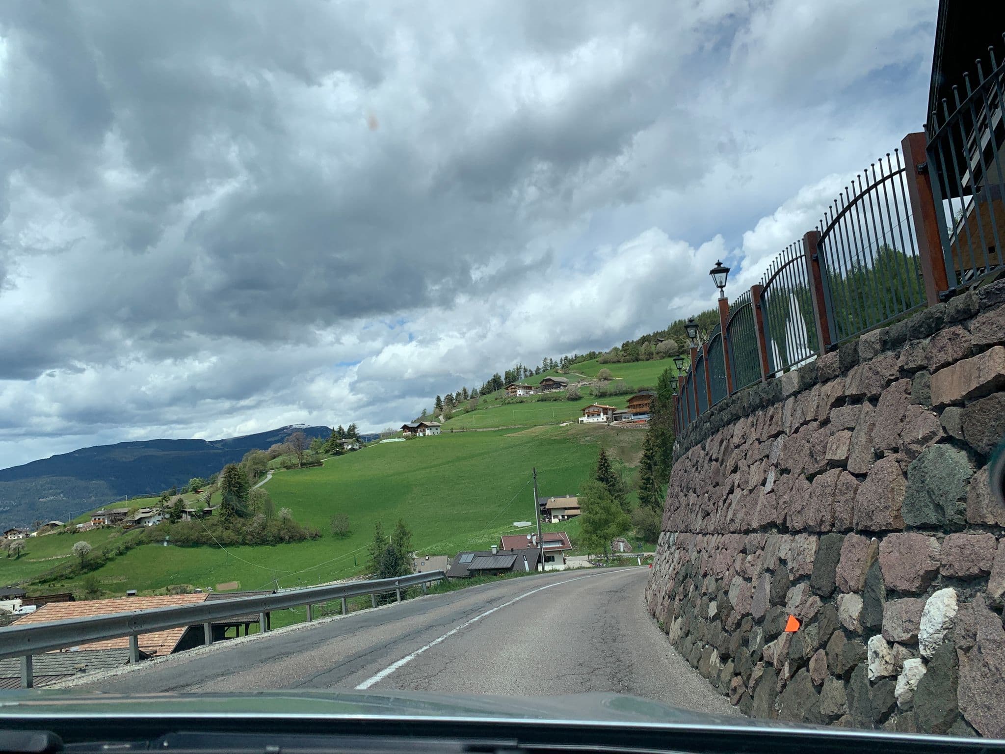 Street view near Hotel Plunger, Siusi — © robinre (CC BY-SA · Mapillary)