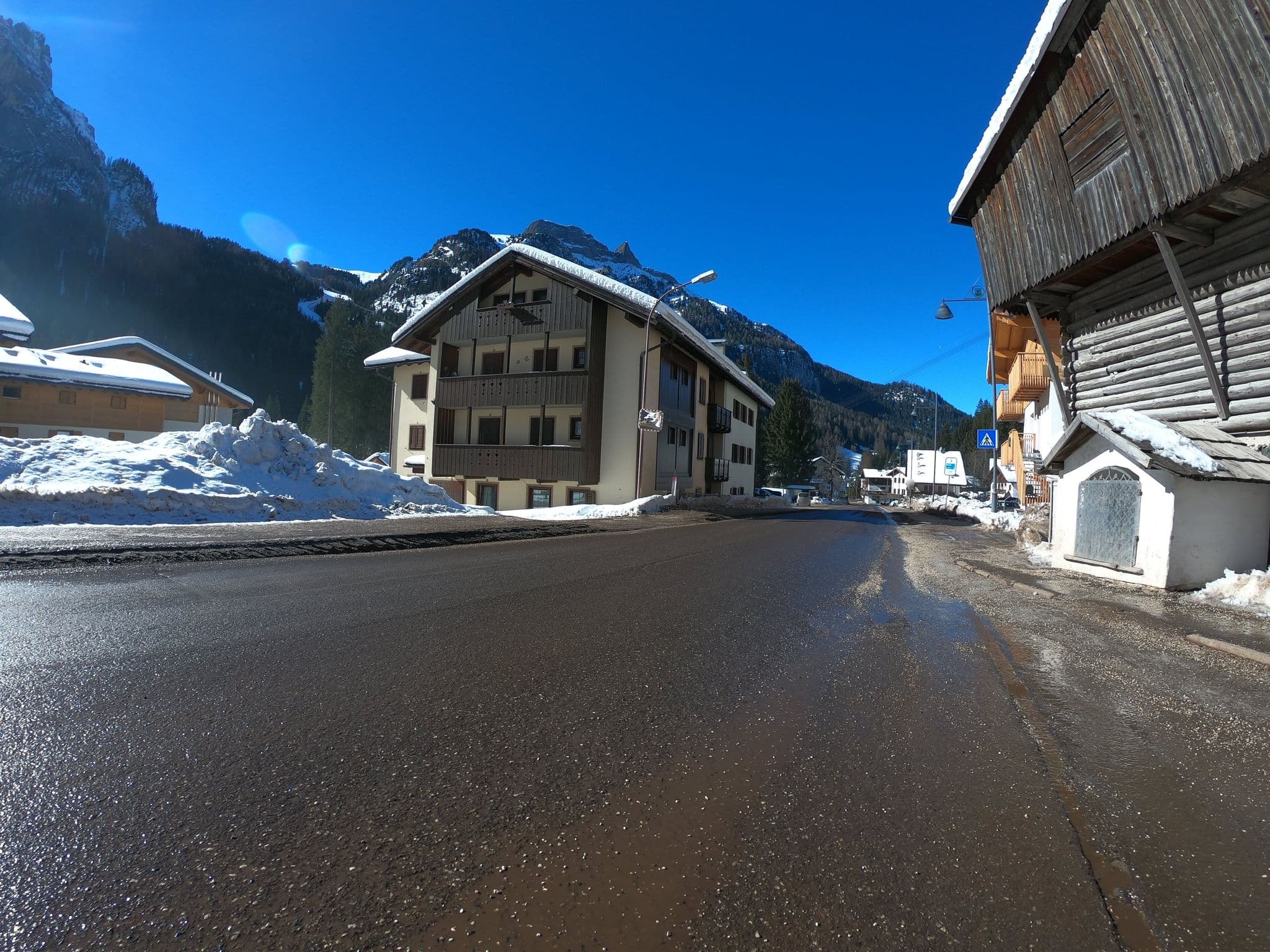 Street view near B&B Piccola Cesa, Canazei — © chrisbeddow (CC BY-SA · Mapillary)