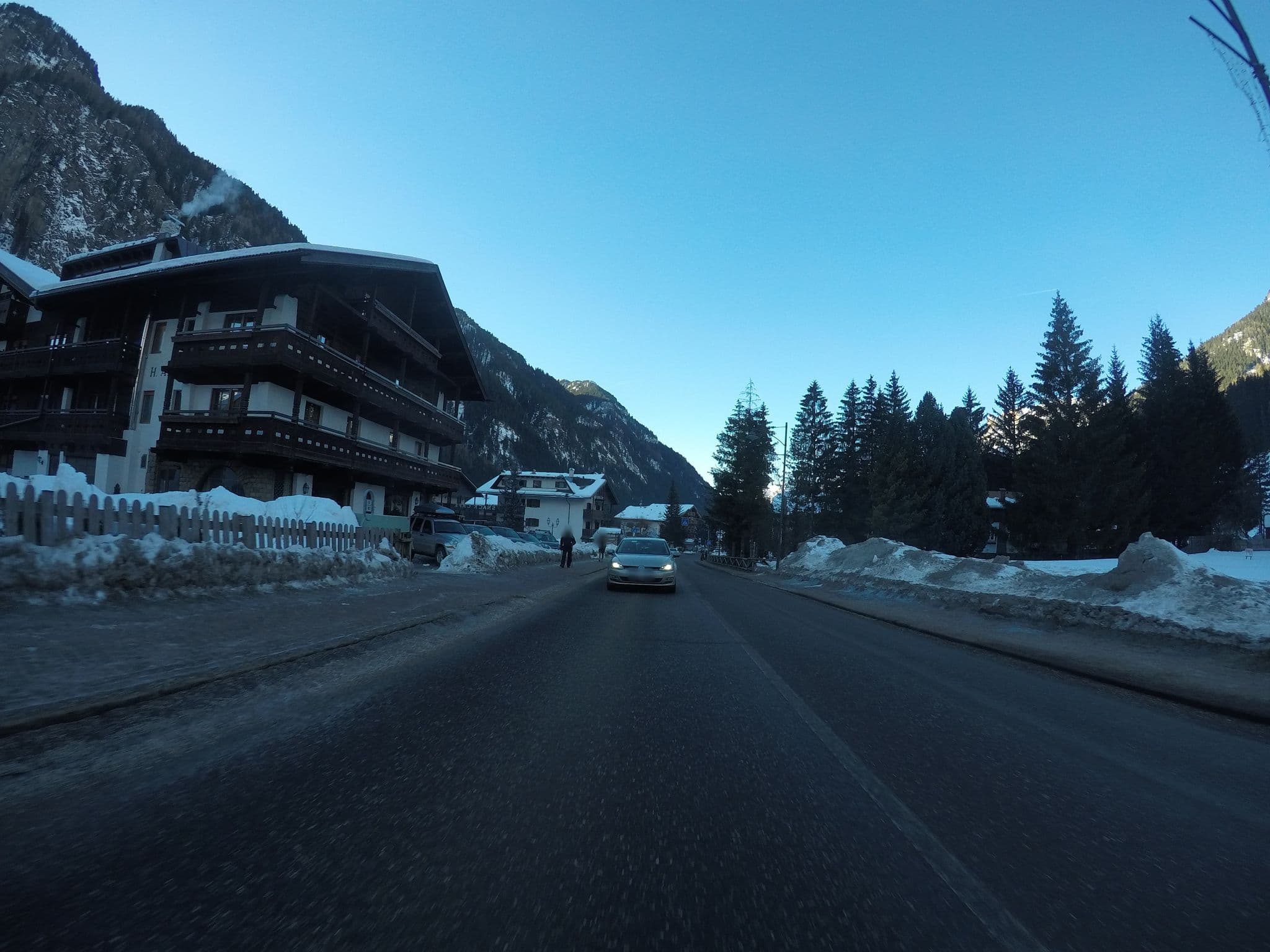 Street view near Hotel Crepes De Sela di Valentini Maurizio & C. SAS, Canazei — © chrisbeddow (CC BY-SA · Mapillary)
