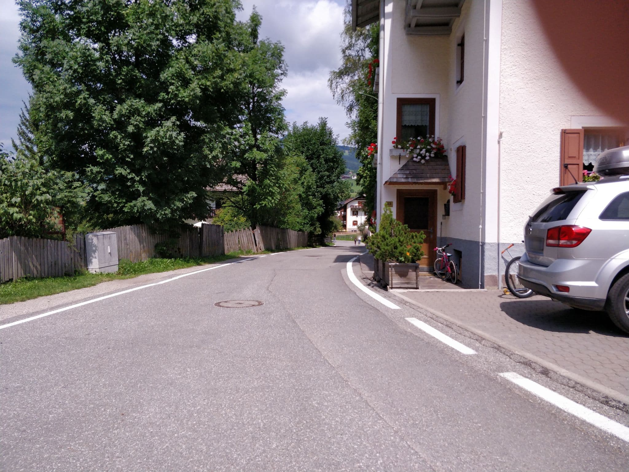 Street view near Ciasa Daniela, La Valle - Wengen — © mfortini (CC BY-SA · Mapillary)