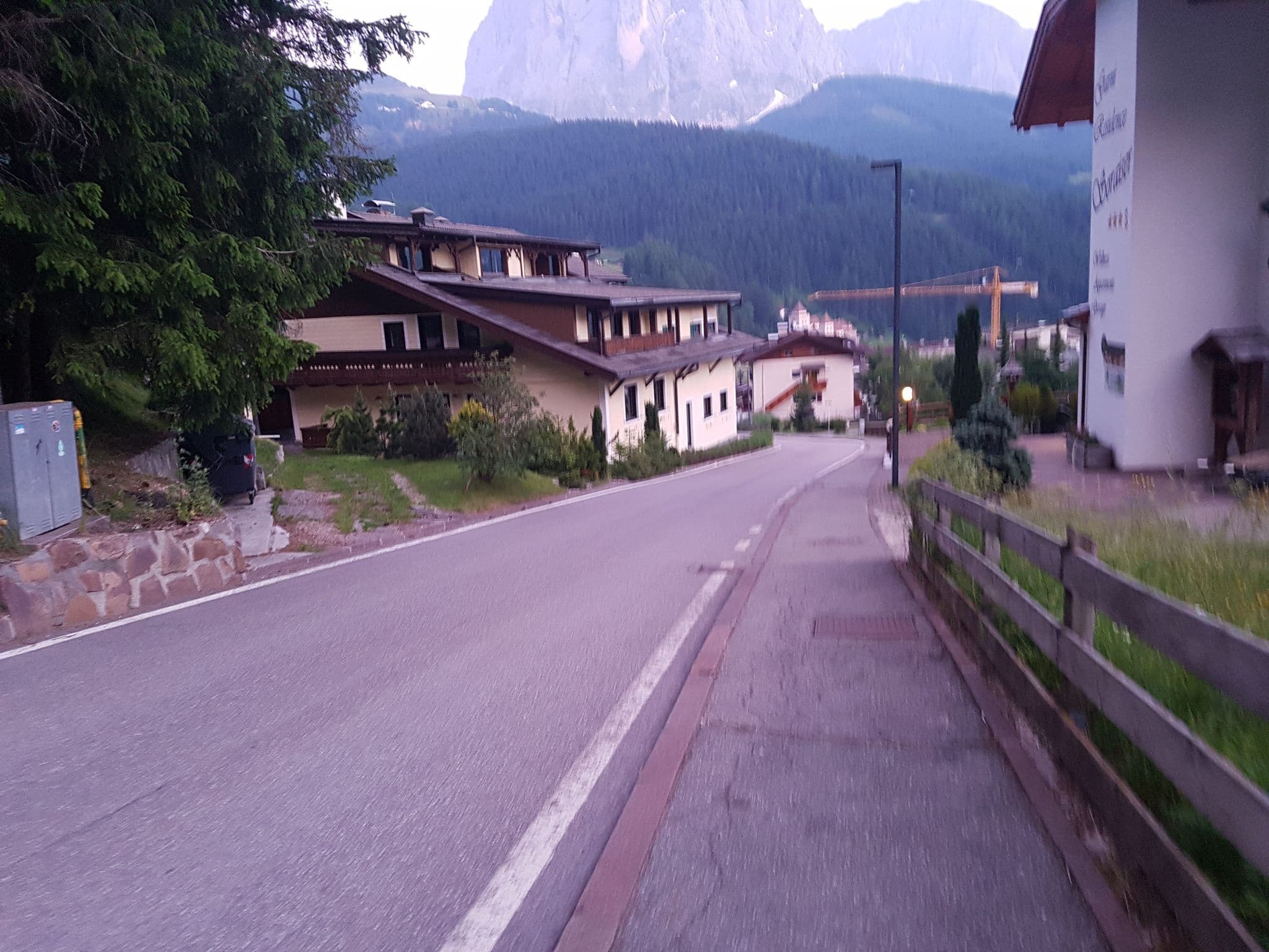 Street view near Soraiser, Santa Cristina Valgardena — © dsmm (CC BY-SA · Mapillary)