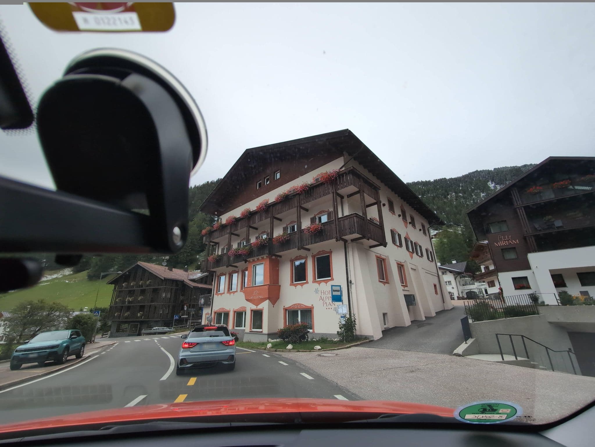Street view near B&B Appartments Cudlea, Selva — © mcliquid (CC BY-SA · Mapillary)