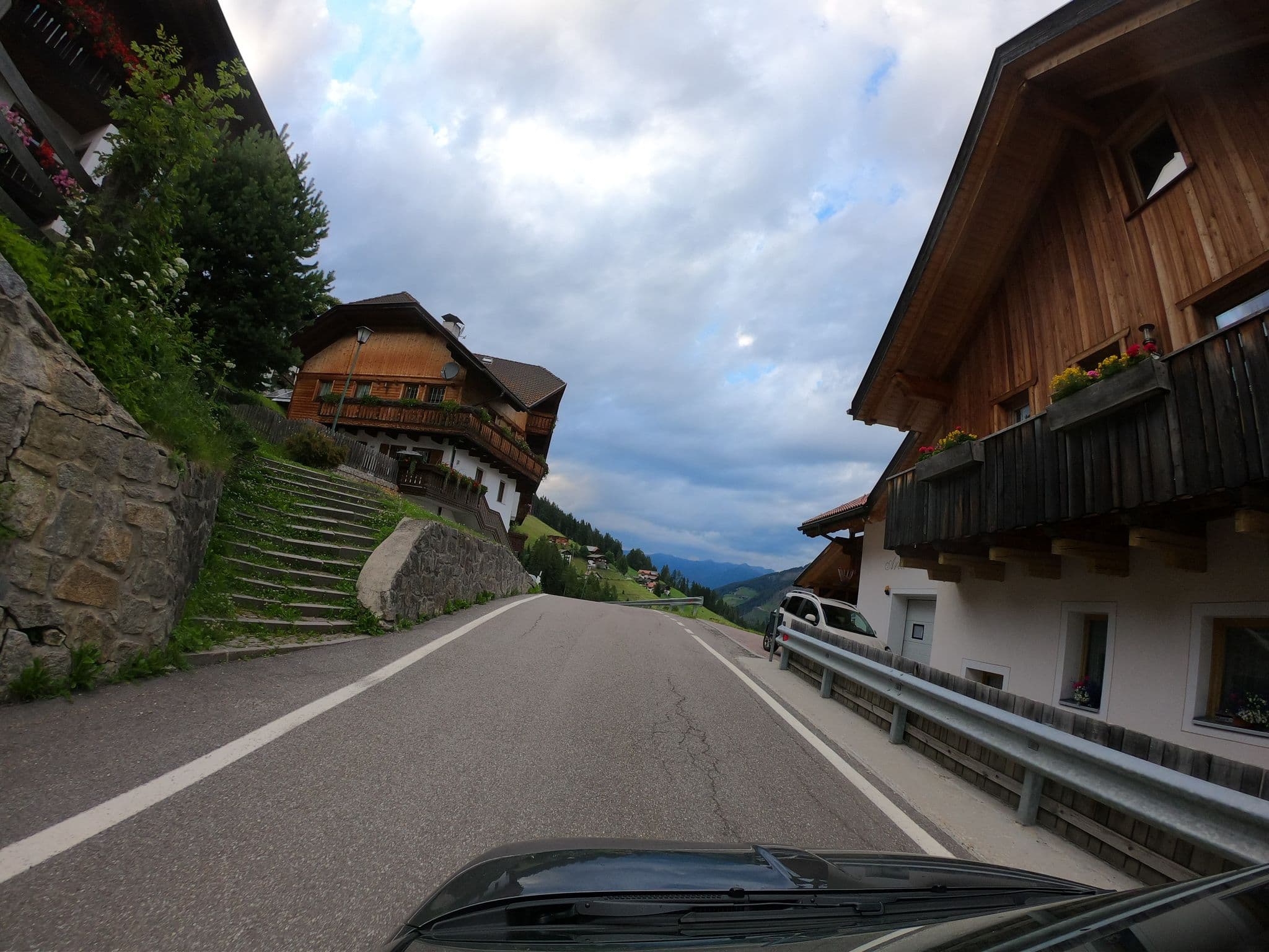 Street view near Al Cargà, La Valle - Wengen — © asturksever (CC BY-SA · Mapillary)